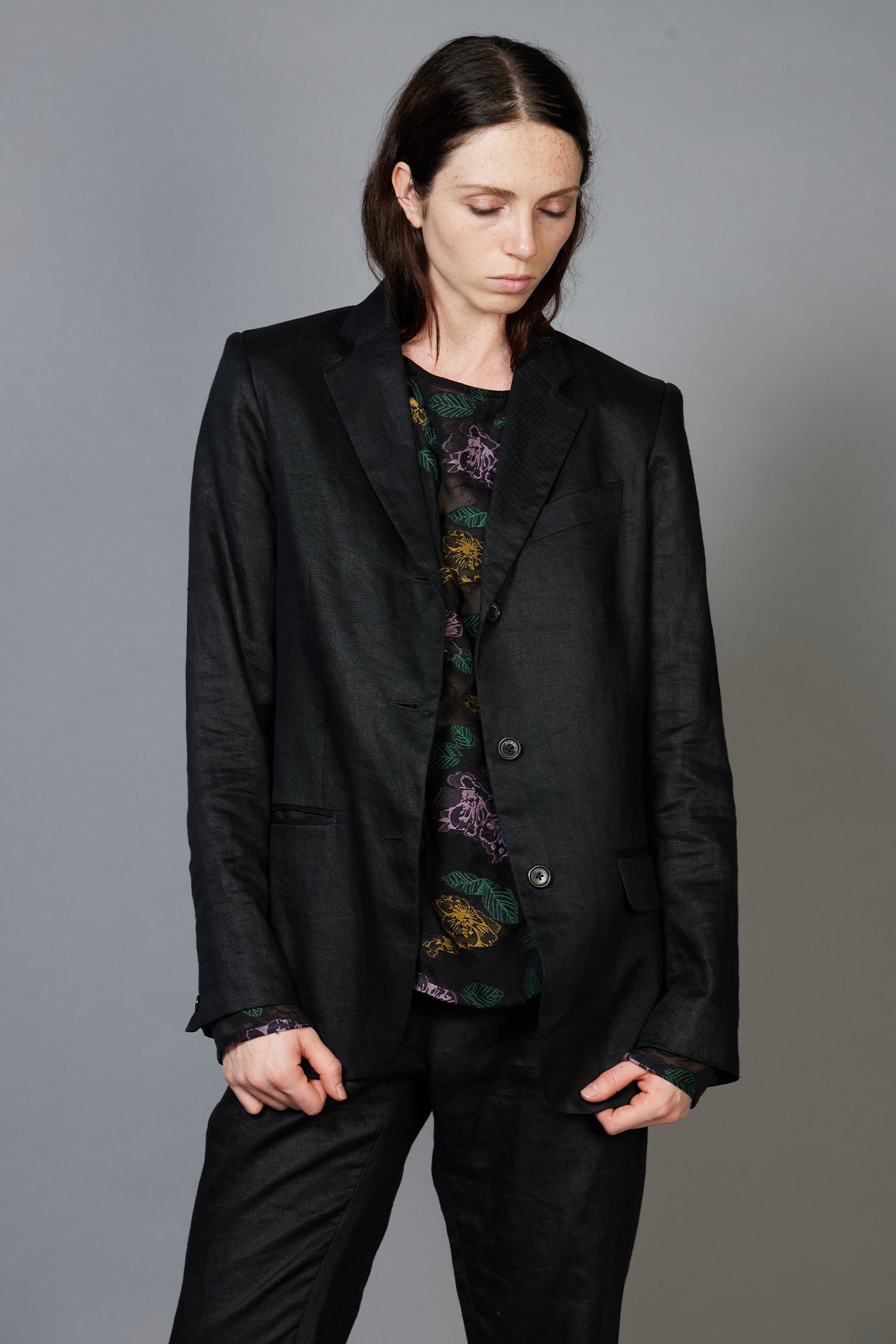 SUITABLE IN GLAZE, SS26