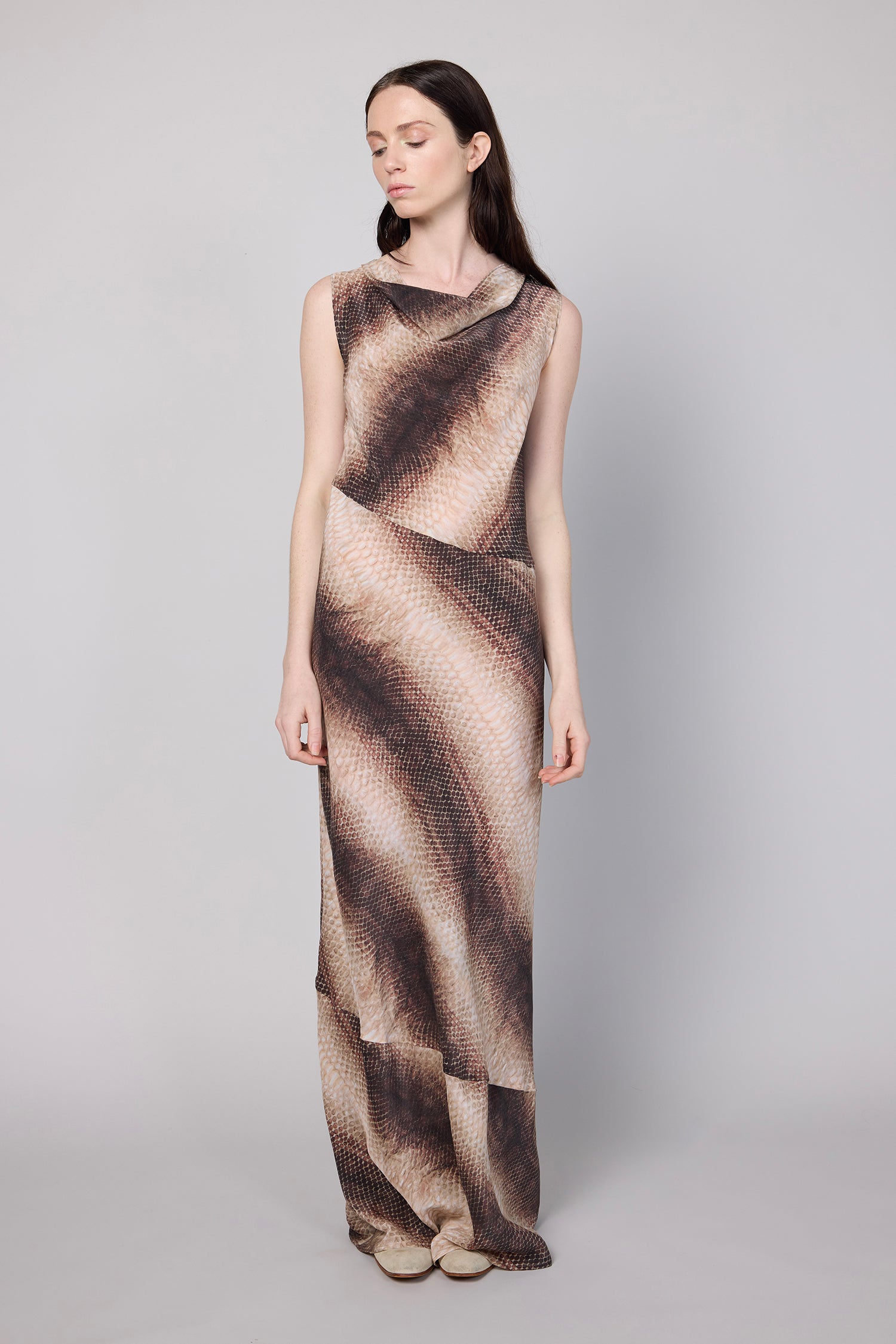 APHRODITE IN SNAKE, SS27