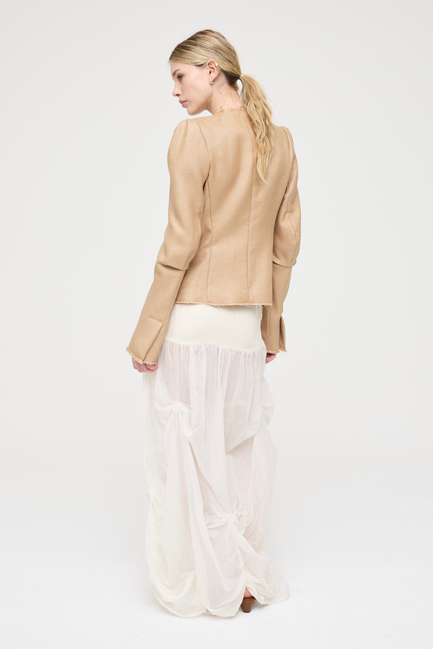 ARTISAN IN RAFFIA, SS27