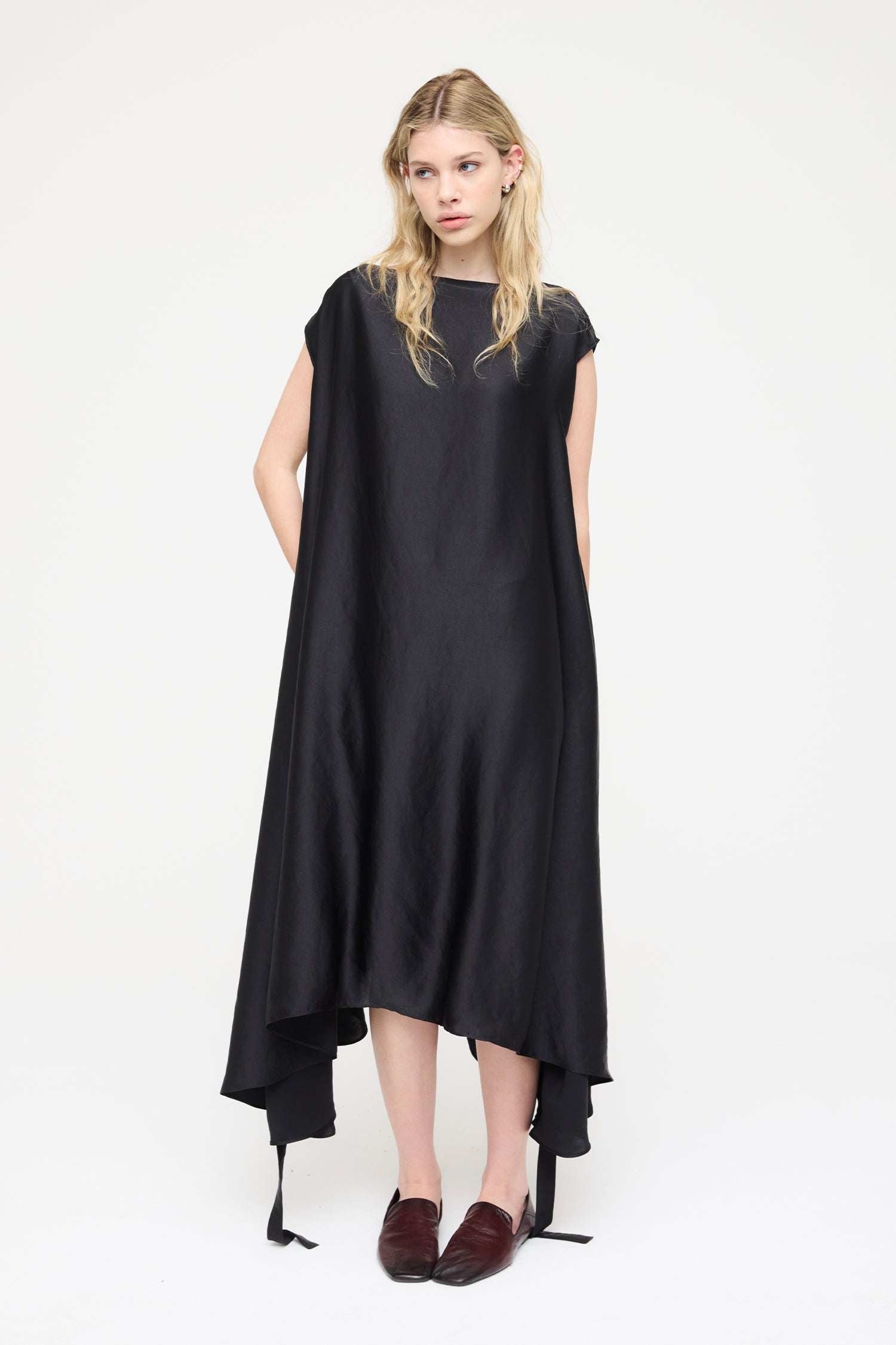 BOHO IN ONYX SHEEN, SS27