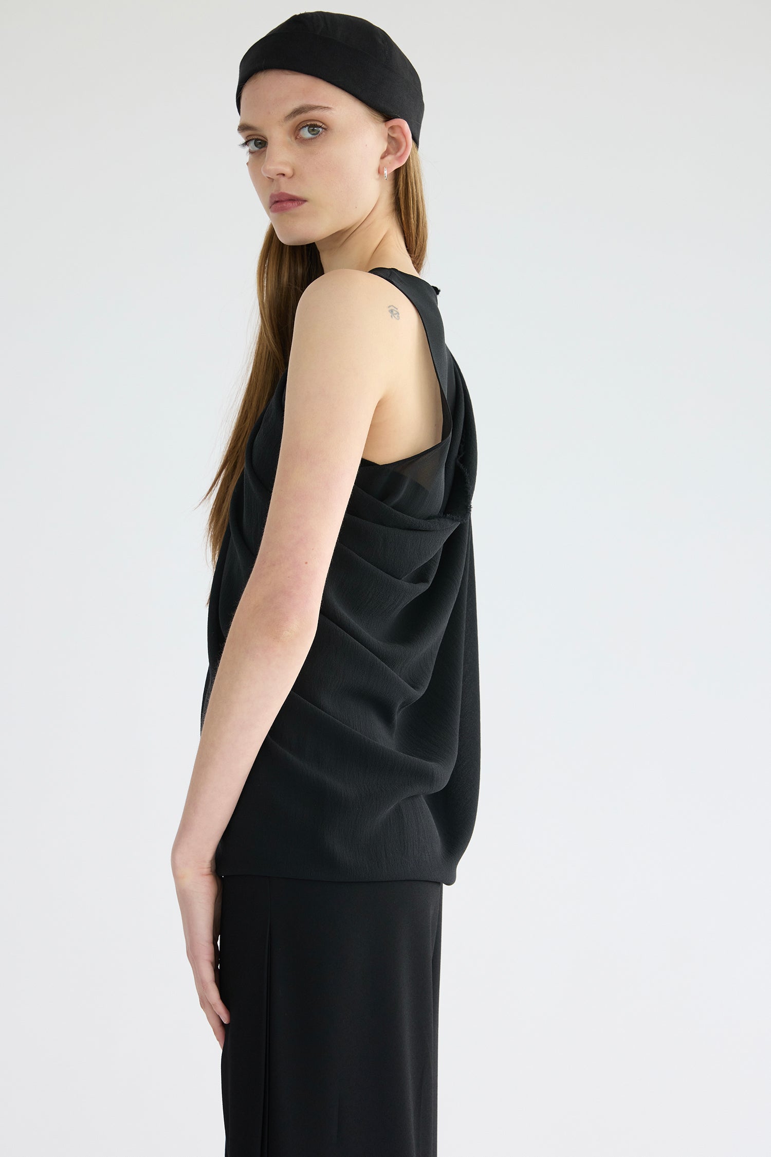 CELESTIAL IN NOIR, SS27