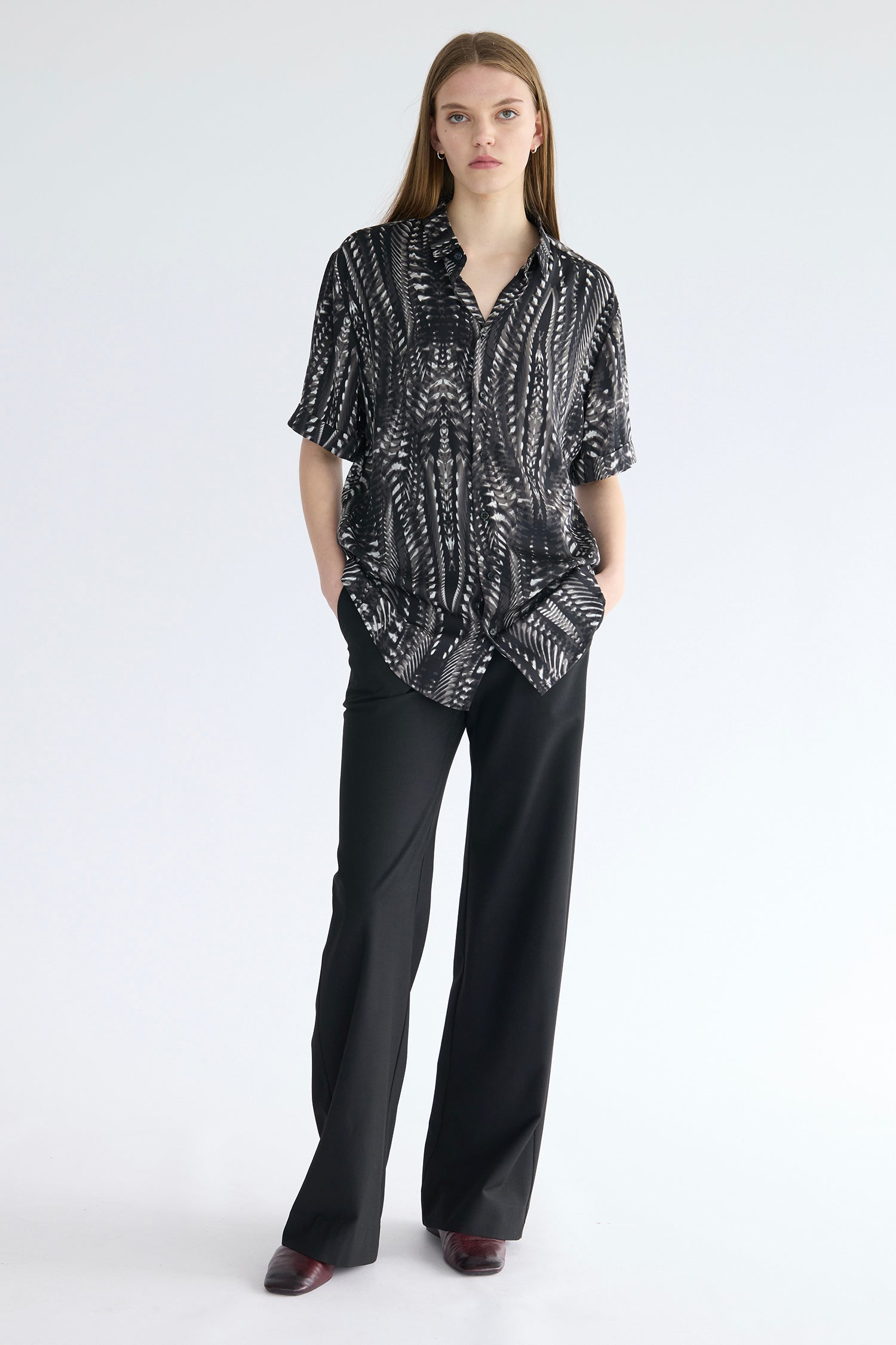 COAST SHIRT IN X-RAY, SS27