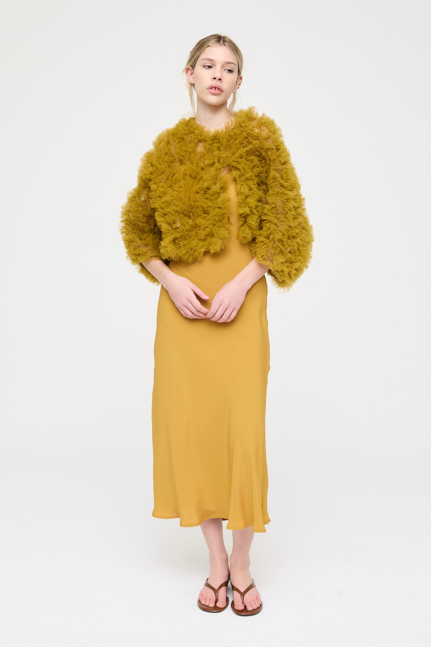 DIVINE IN CARAT MATTE, SS27