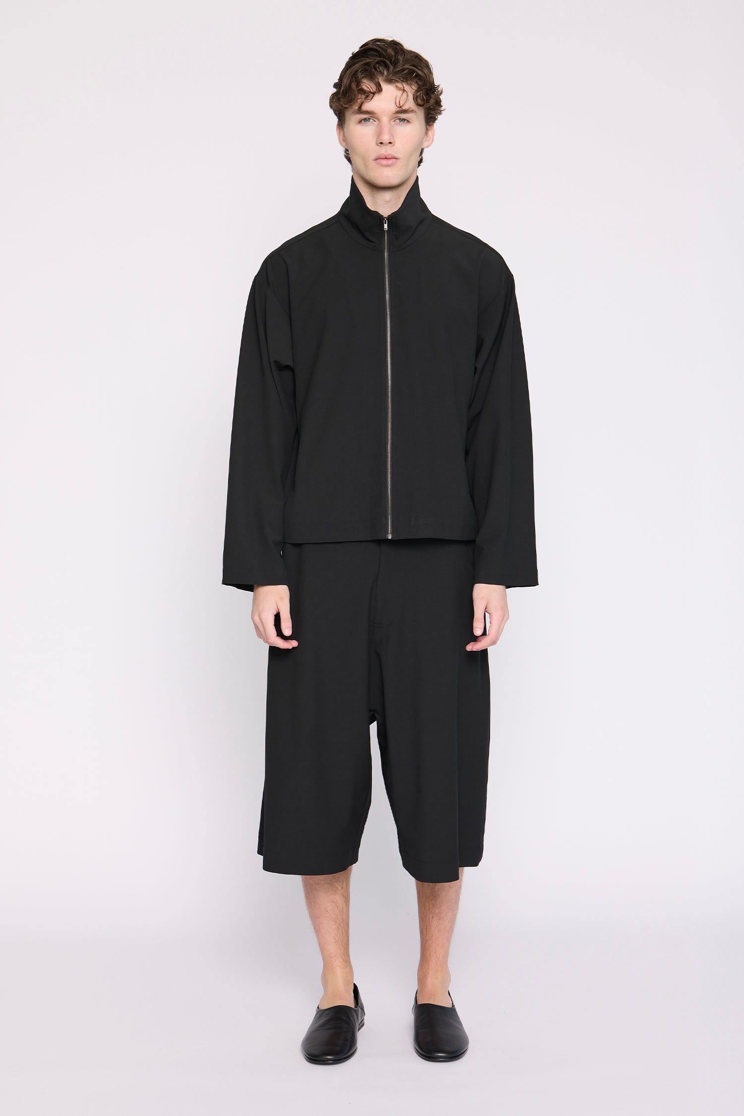 DOMAIN IN DEEP BLACK, SS27