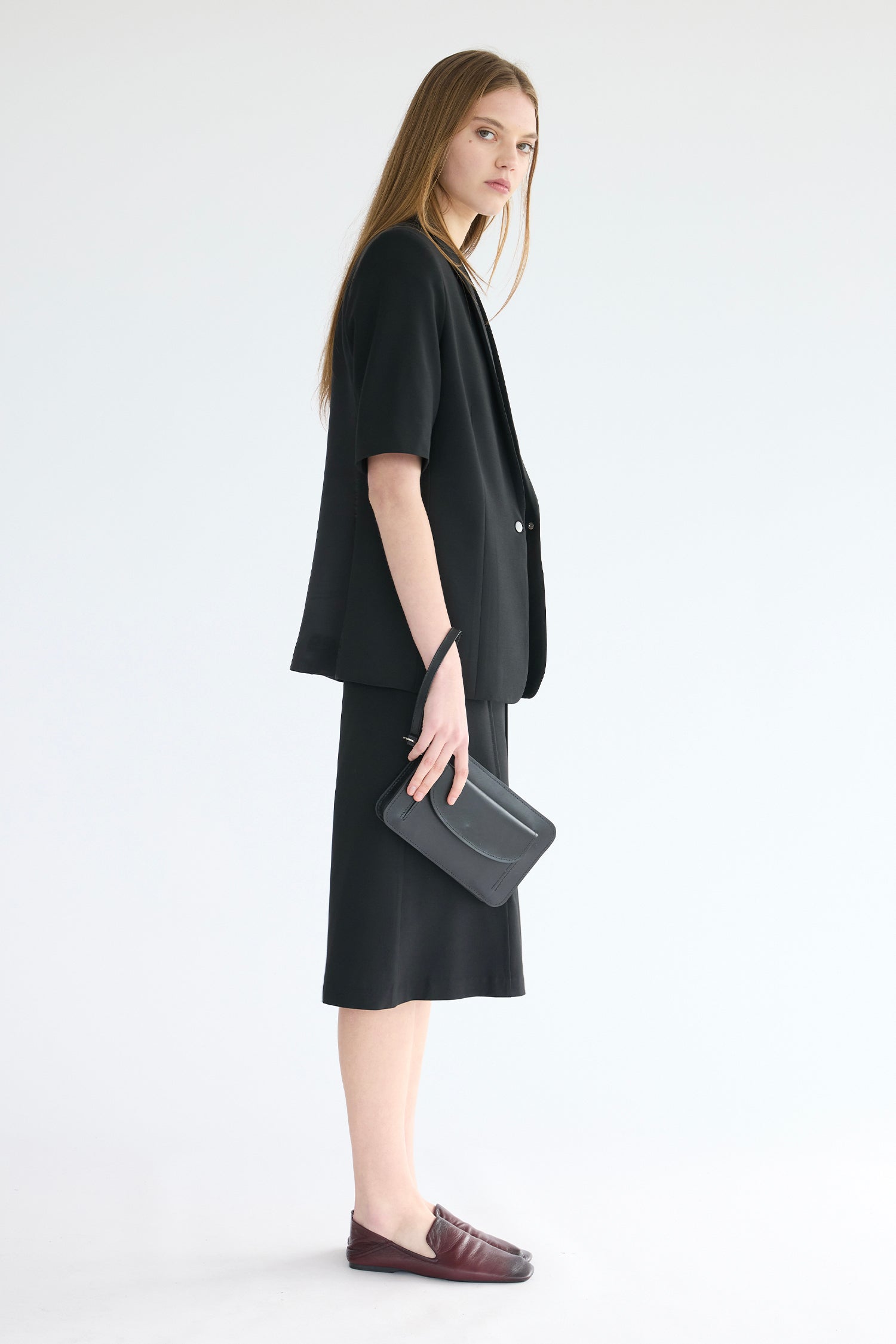 EDIT IN DEEP BLACK, SS27