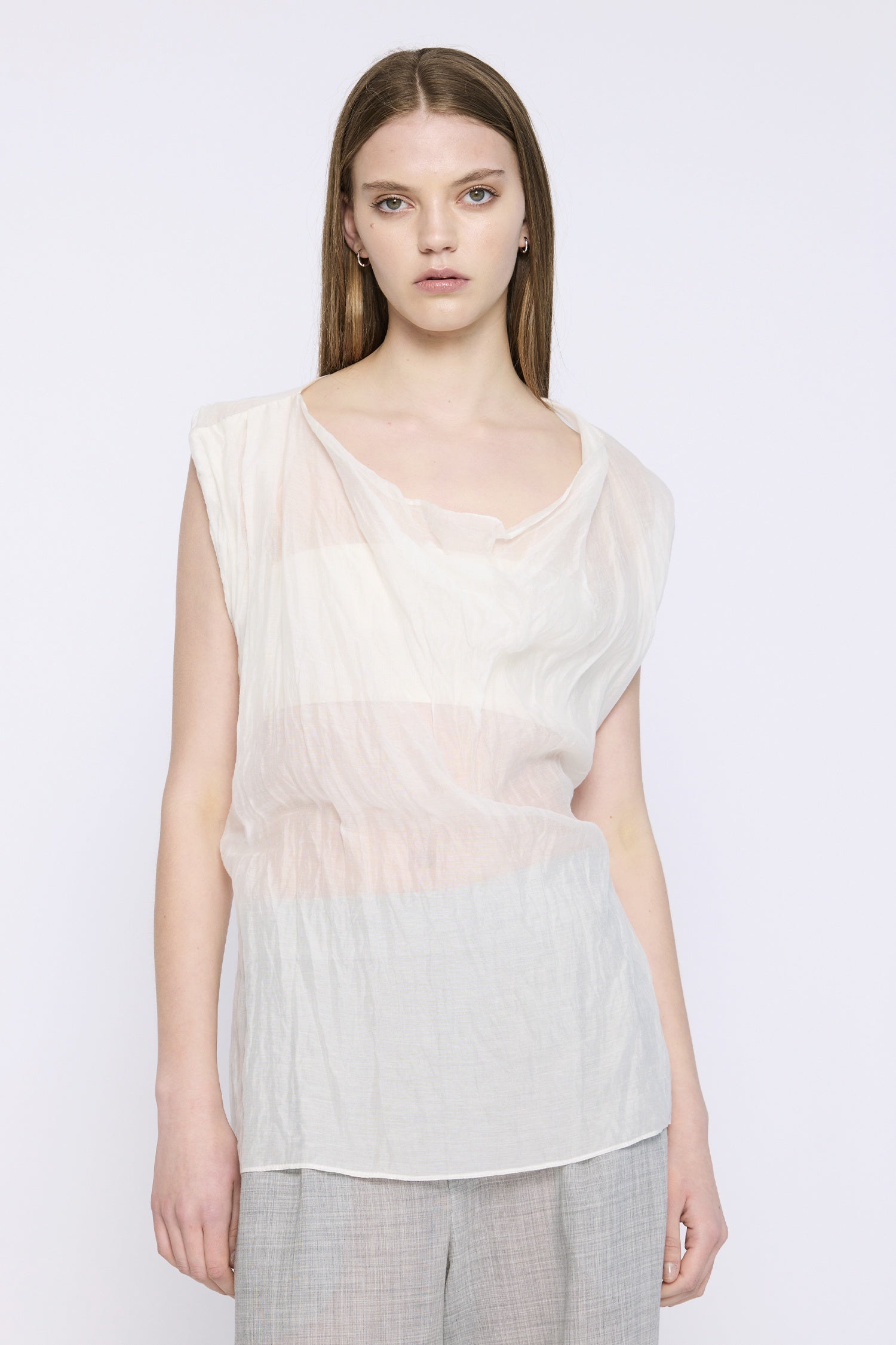 FEATHERLIGHT IN VANILLA, SS27