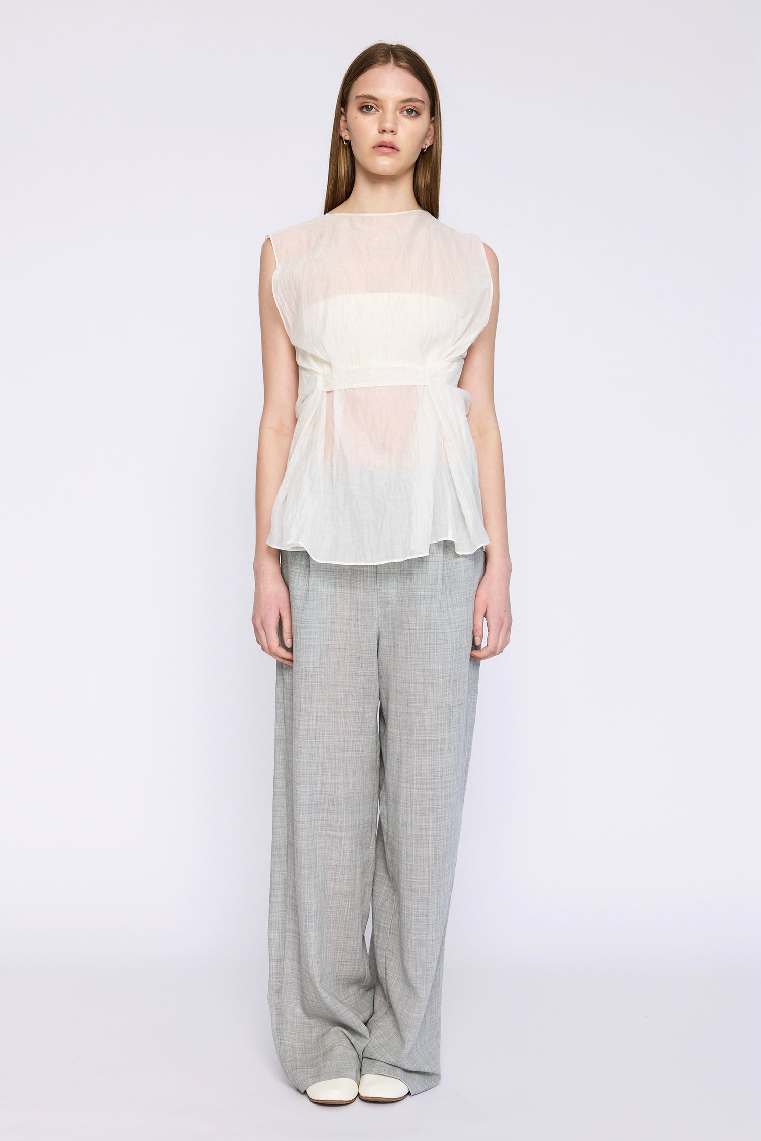 FEATHERLIGHT IN VANILLA, SS27
