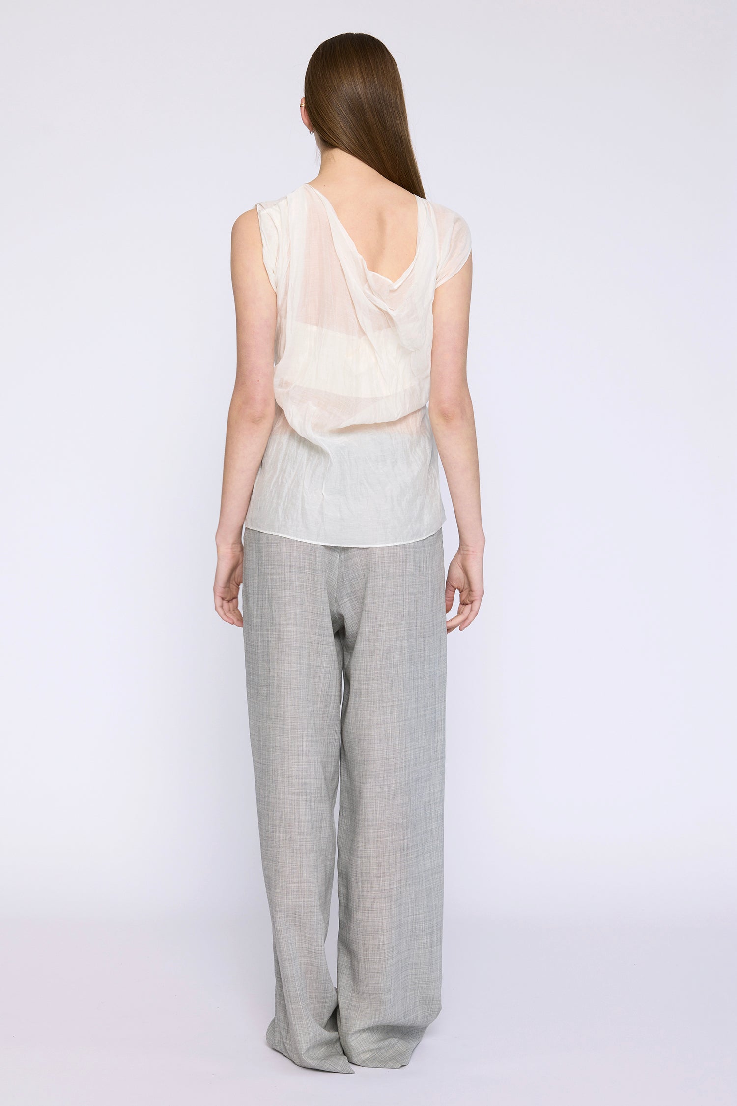 FEATHERLIGHT IN VANILLA, SS27