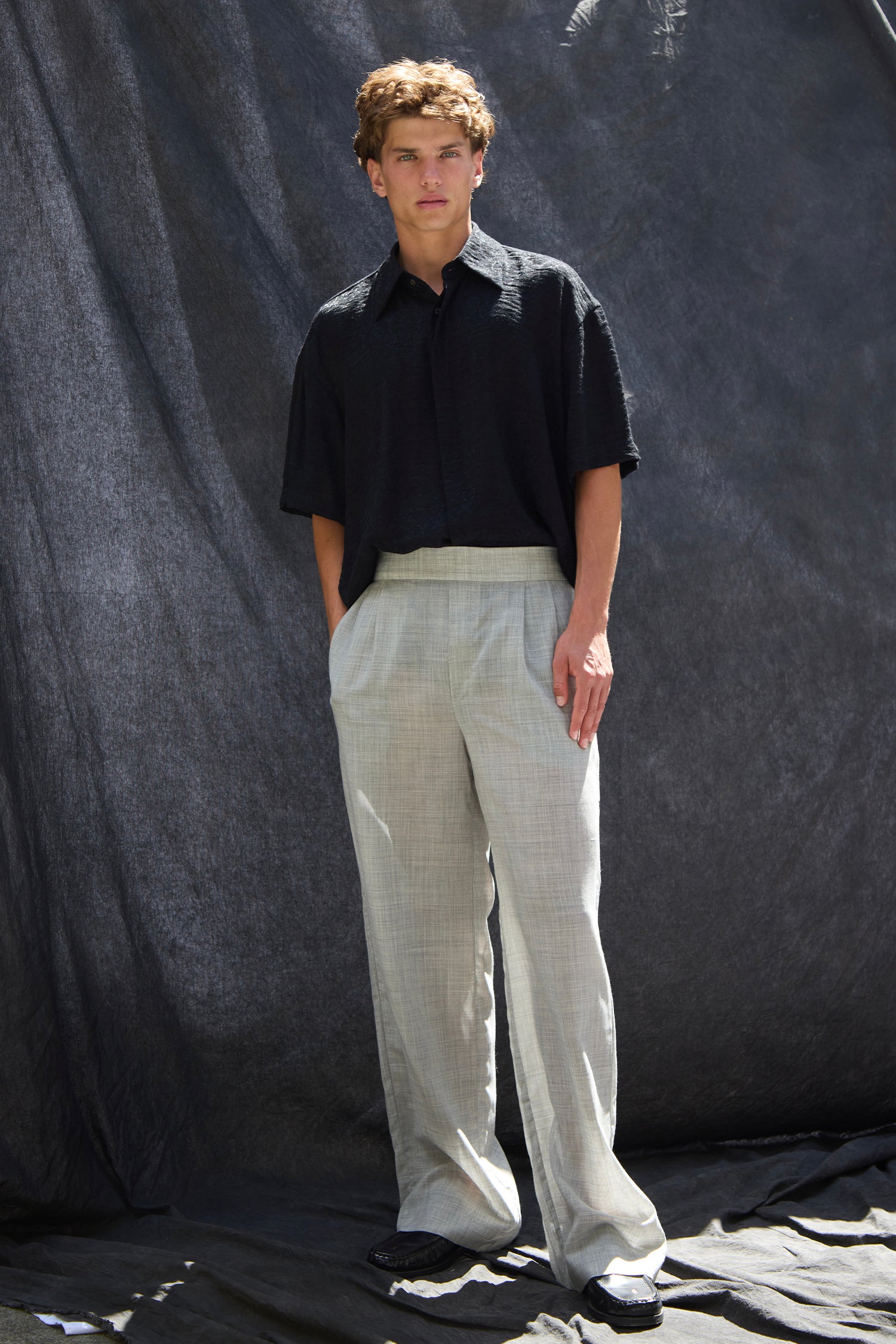 NEWHAVEN IN BAROQUE BLACK, SS27
