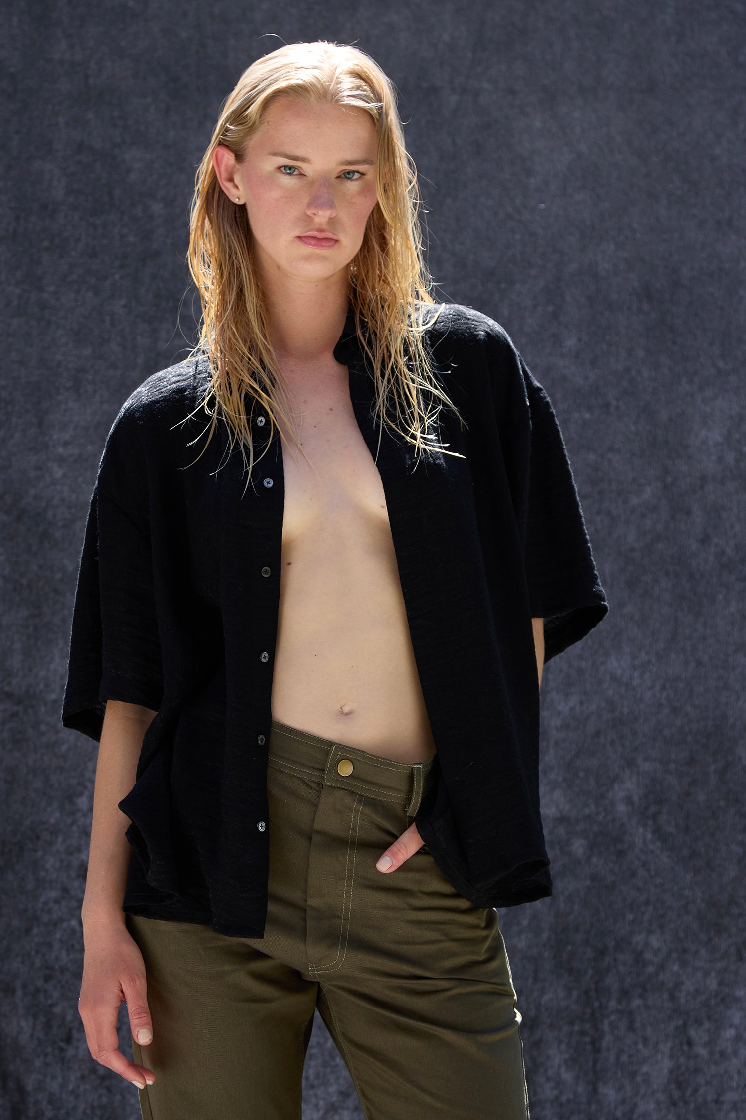 NEWHAVEN IN BAROQUE BLACK, SS27