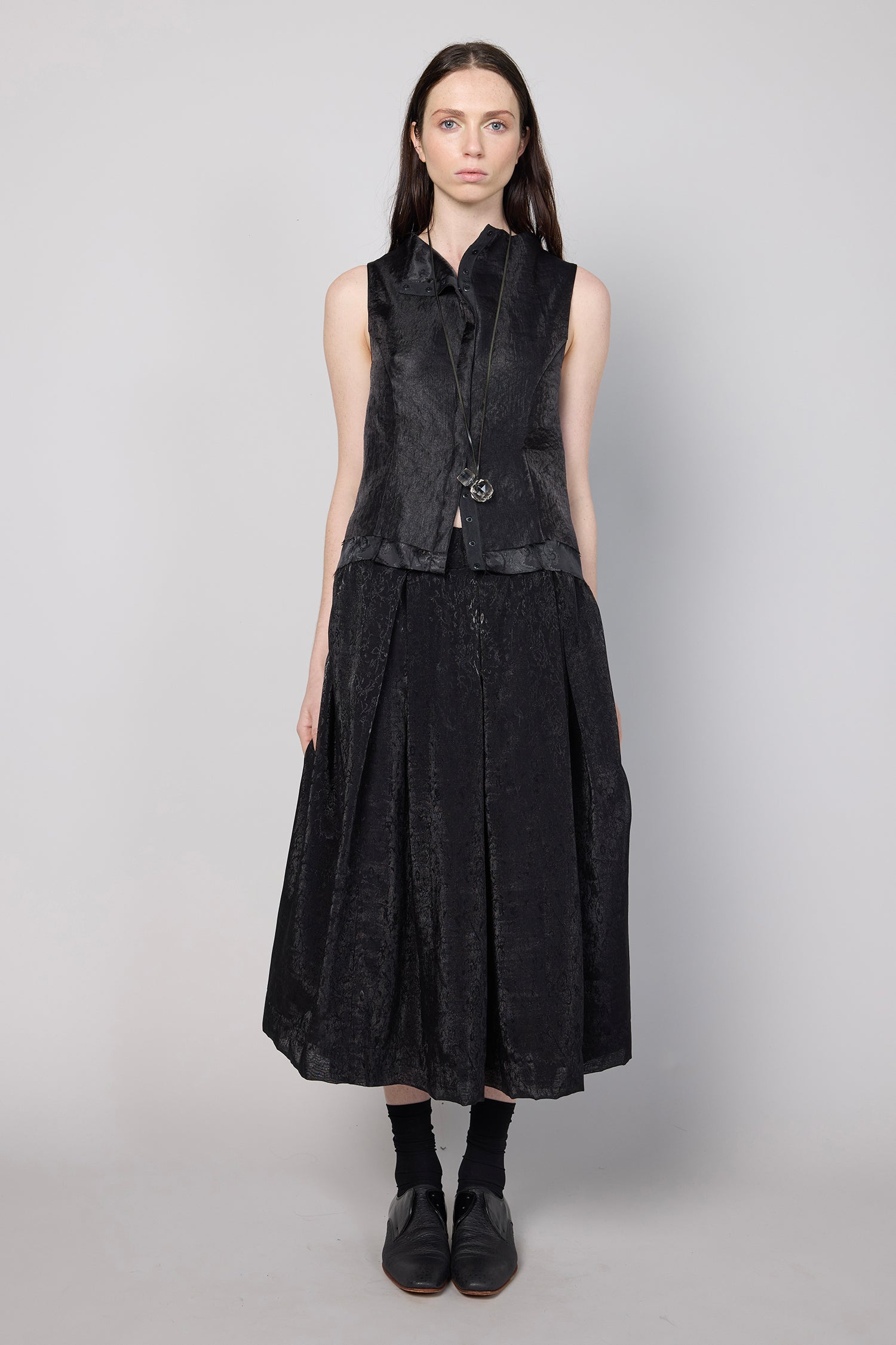 NOVEL IN SHIMMER, SS27