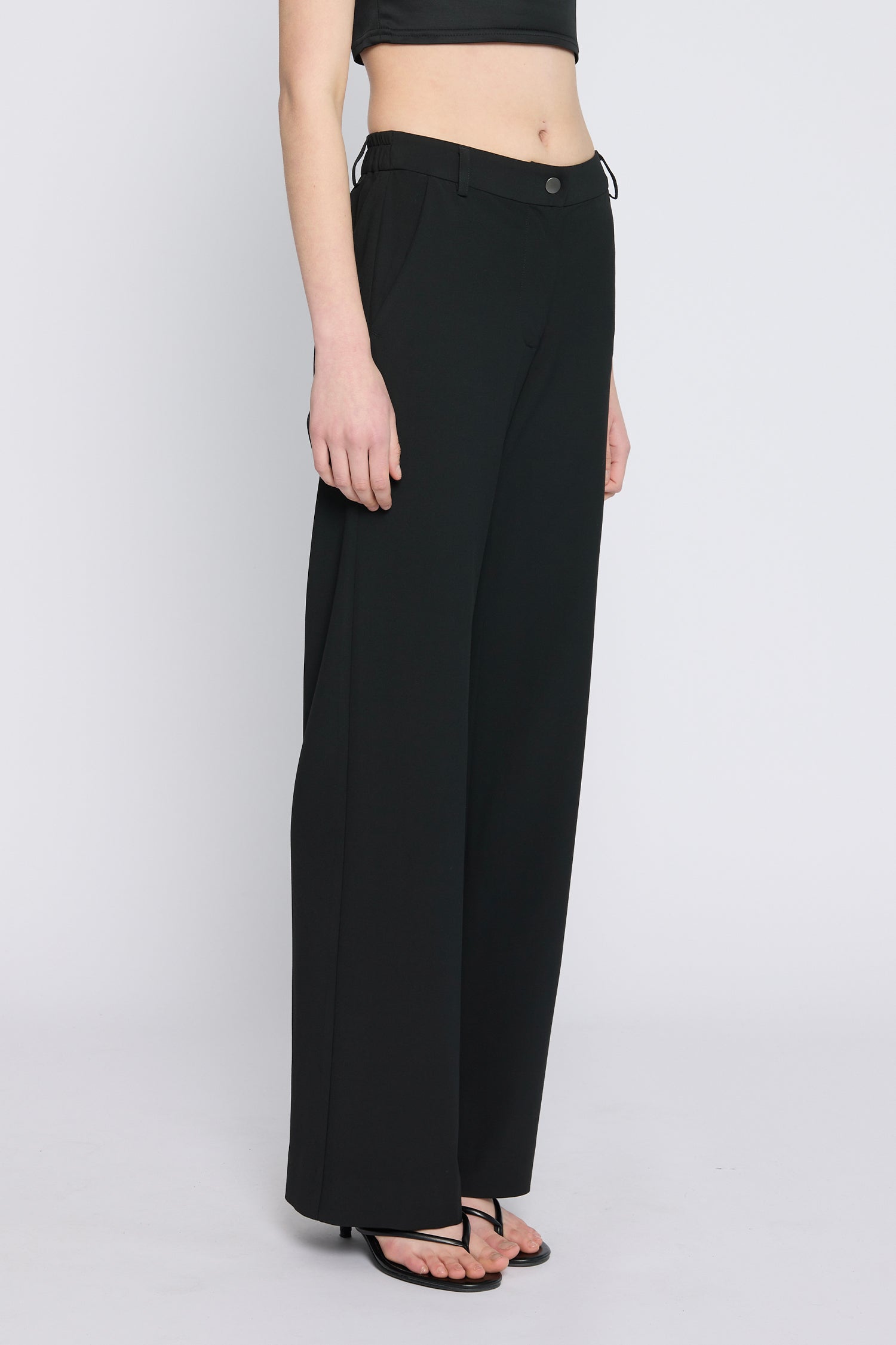 RIVIERA IN DEEP BLACK, SS27