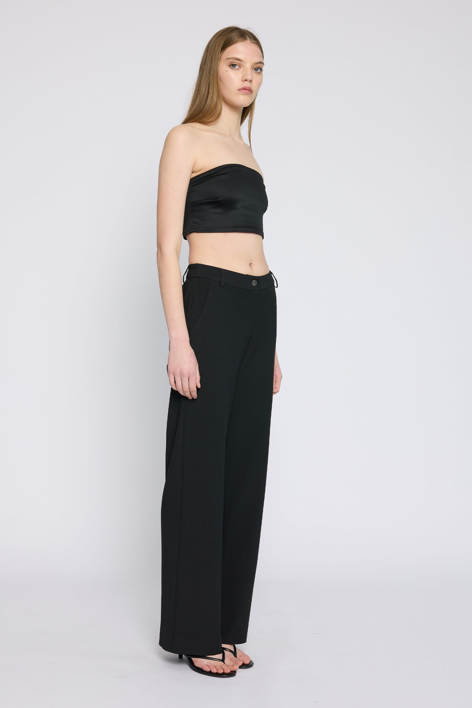 RIVIERA IN DEEP BLACK, SS27