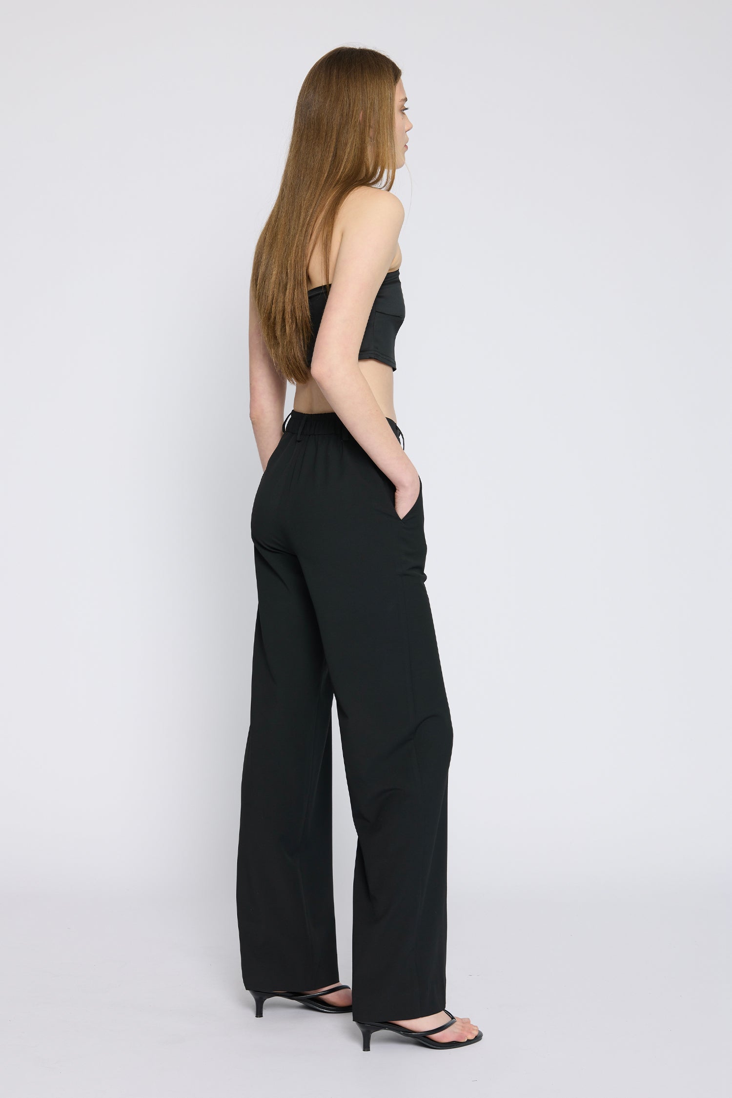 RIVIERA IN DEEP BLACK, SS27