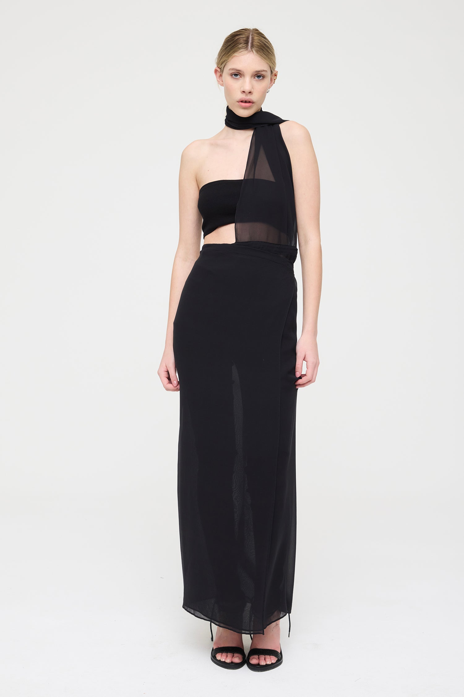SACRED IN NOIR, SS27