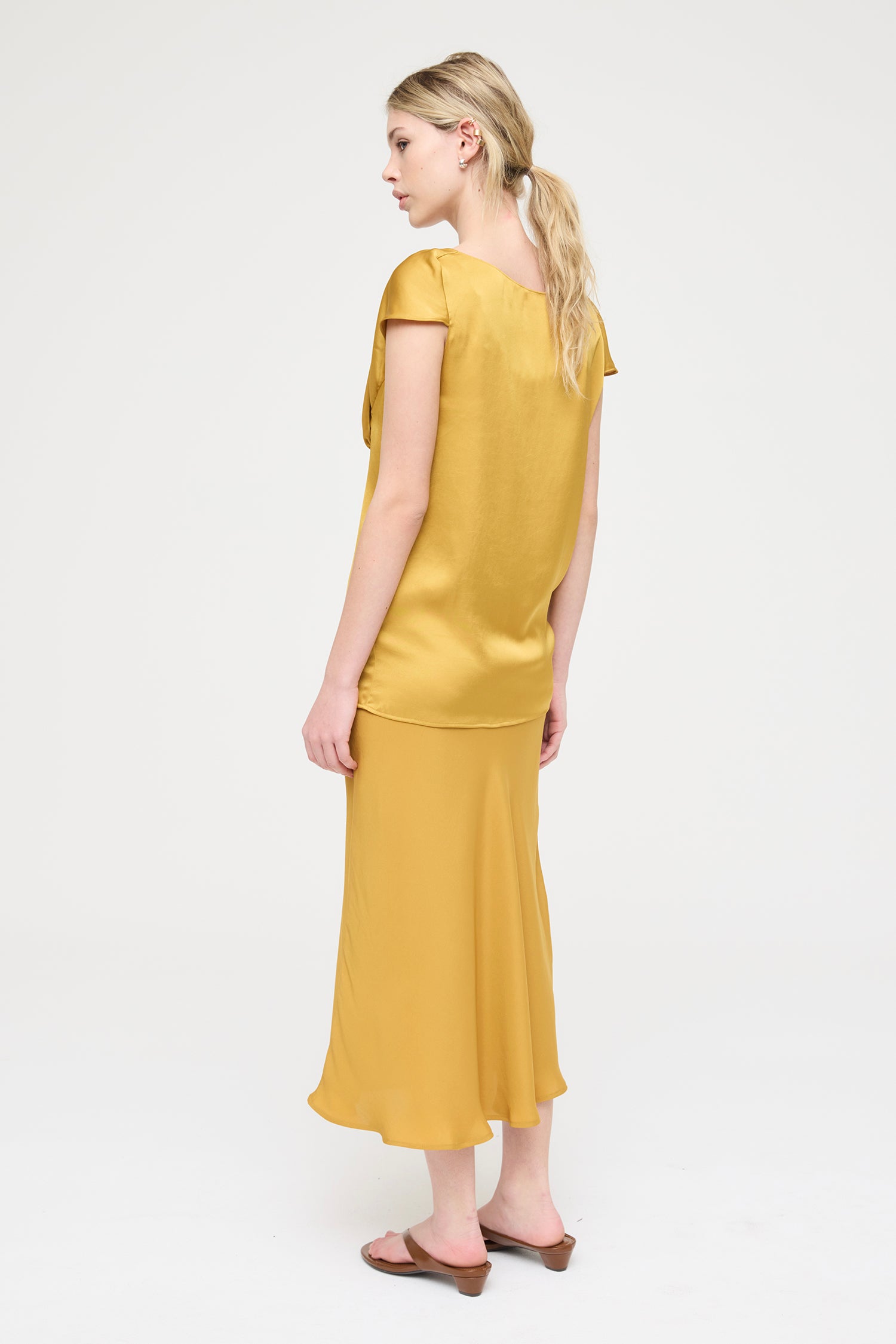 SERAPHINE IN CARAT SHEEN, SS27