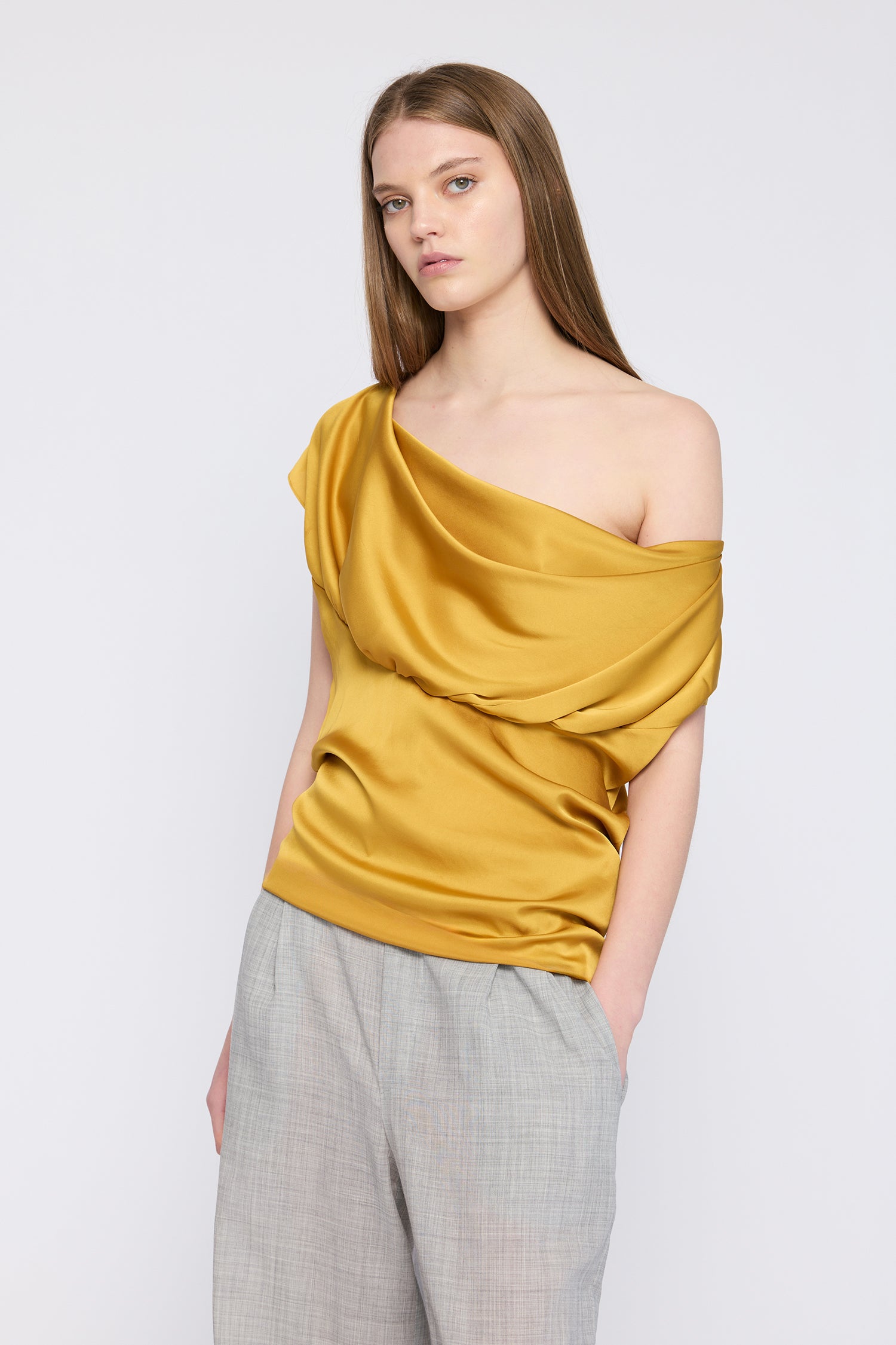SERAPHINE IN CARAT SHEEN, SS27