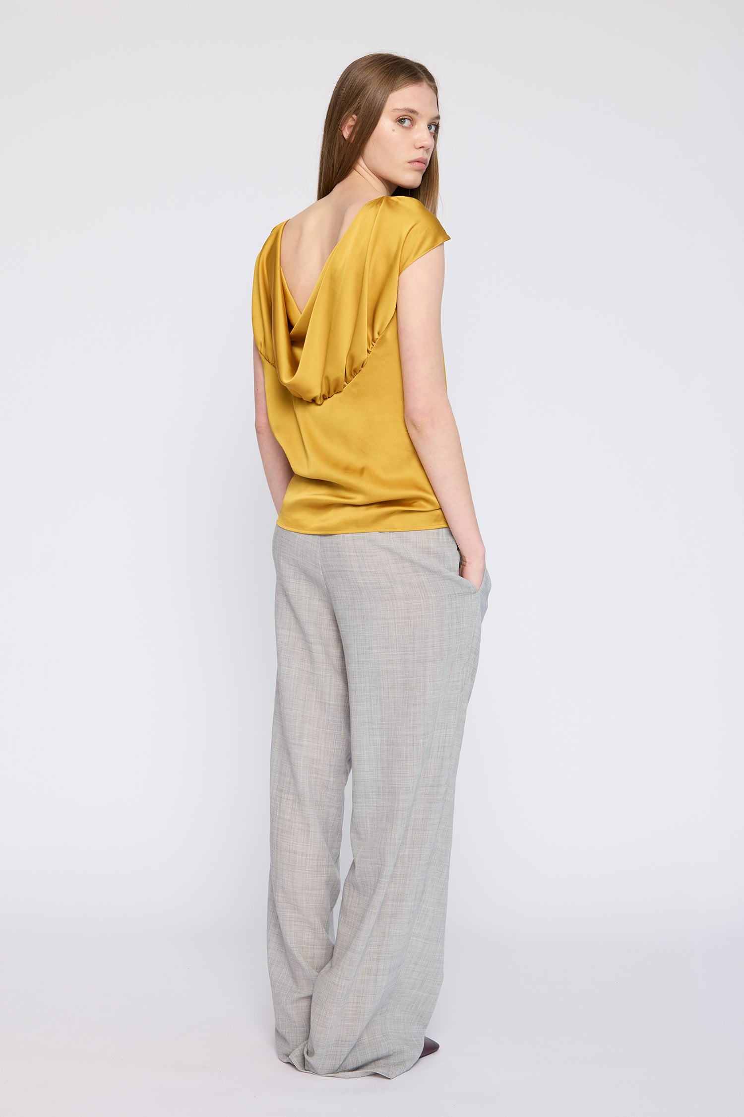 SERAPHINE IN CARAT SHEEN, SS27