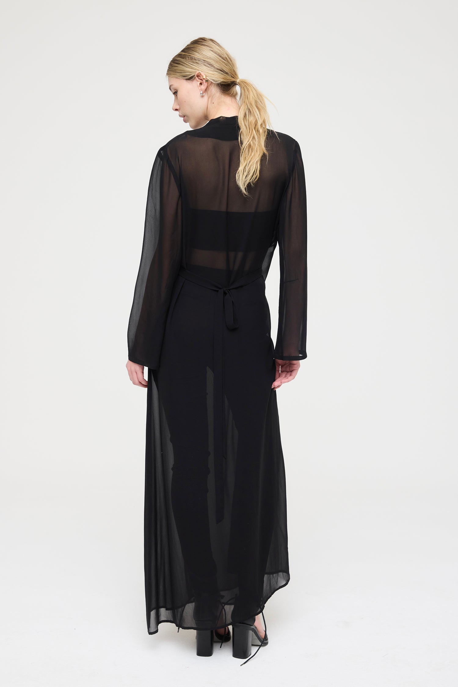 SHOWTIME IN NOIR, SS27