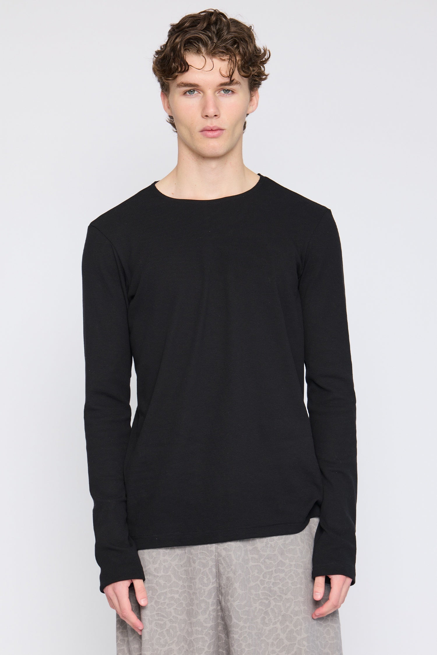 SIGNALMAN IN BLACK, SS27