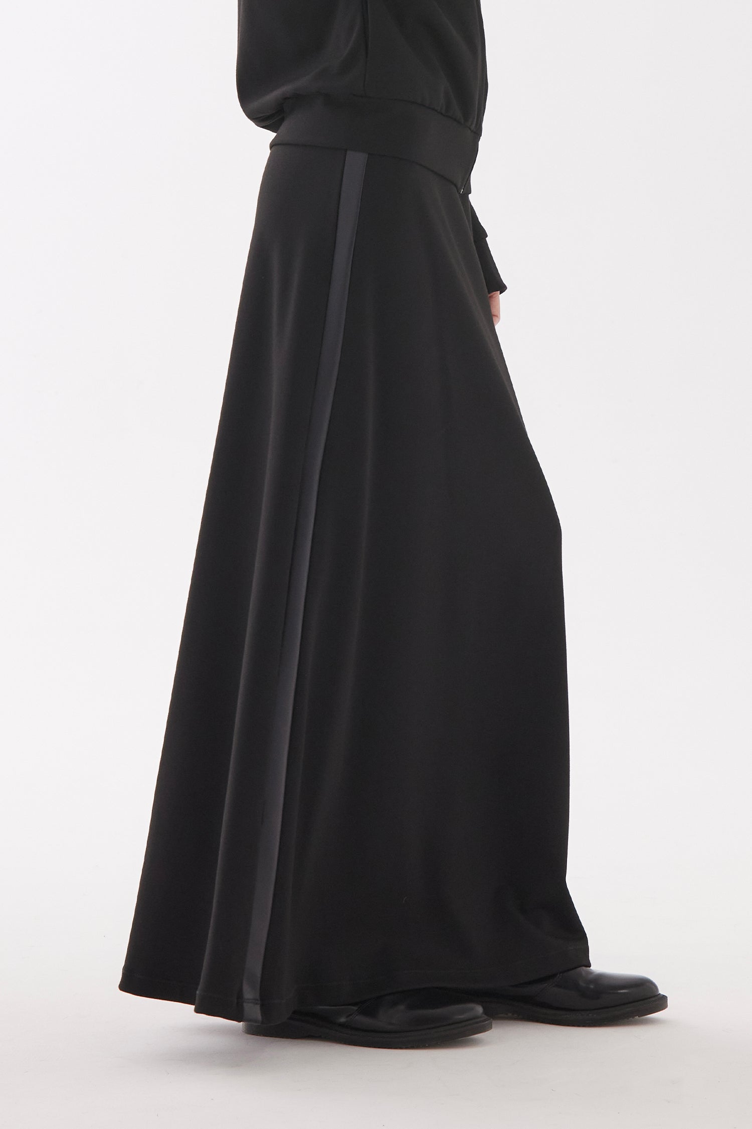 CONTRAST MAXI IN PONTE, W25
