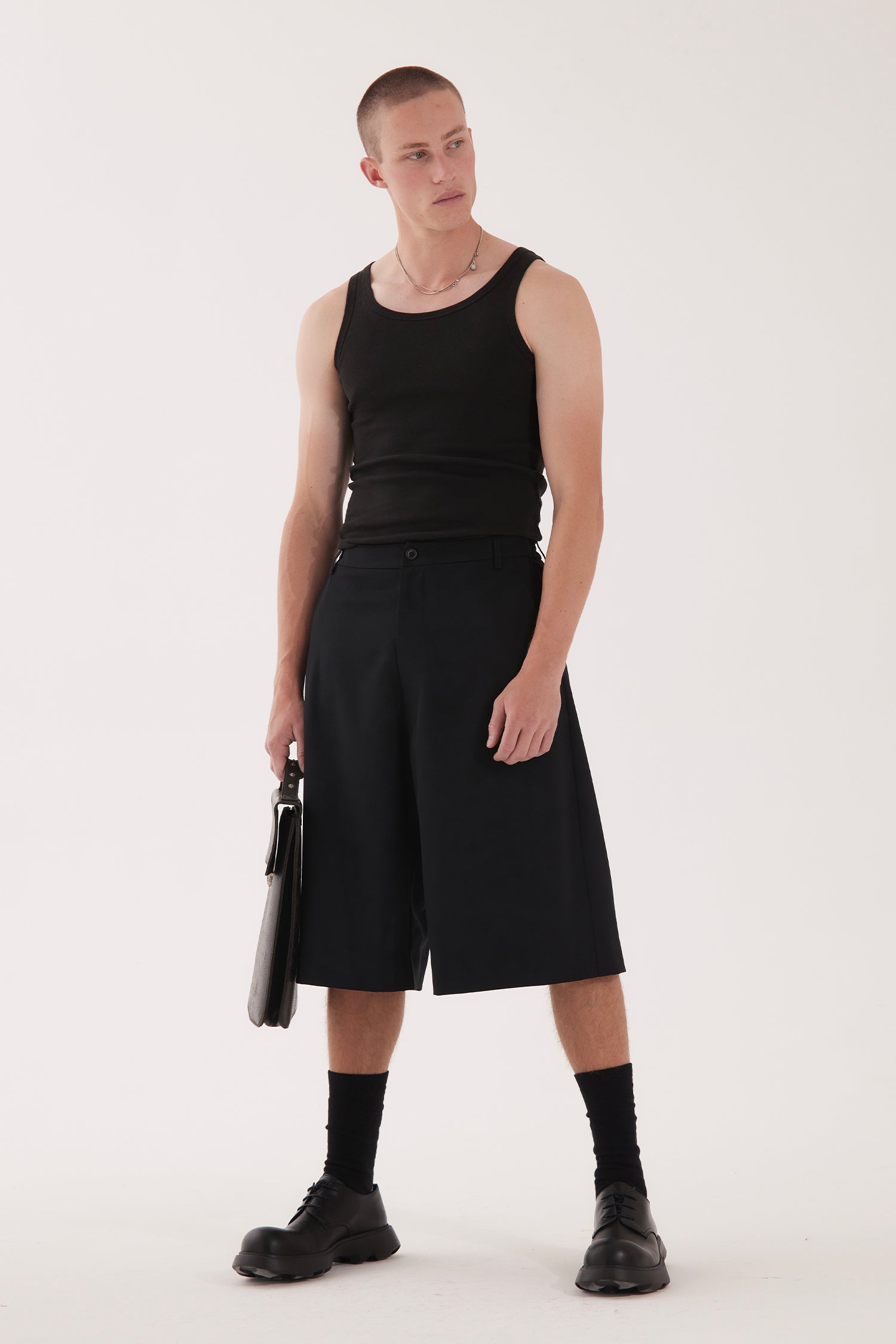 GAUCHOS IN SUITBLACK (UNISEX), W25