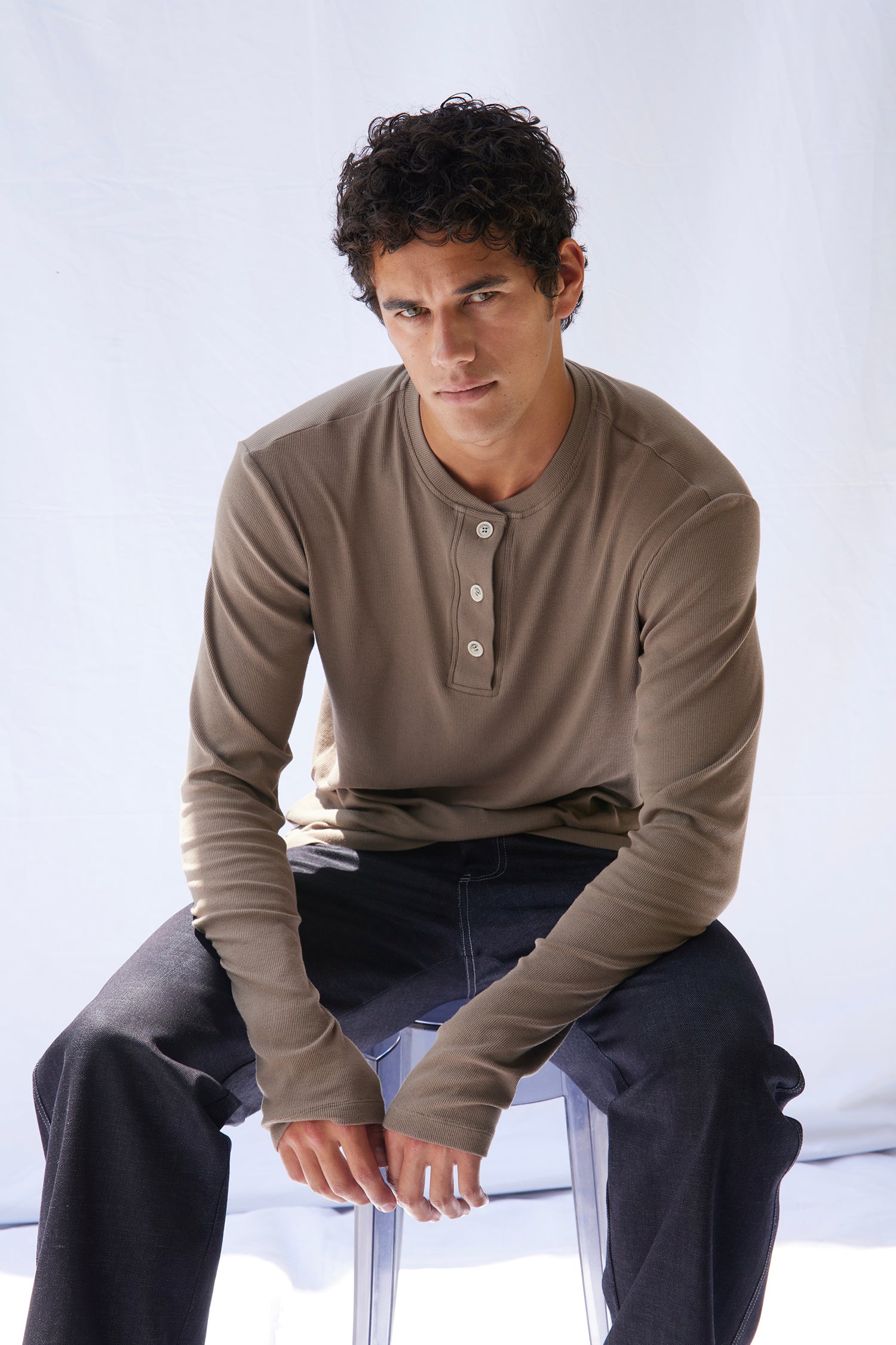 HENLEY IN BISCOTTI, W25