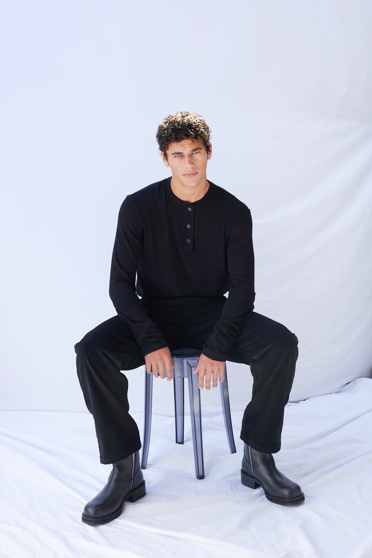 HENLEY IN LICORICE, W25