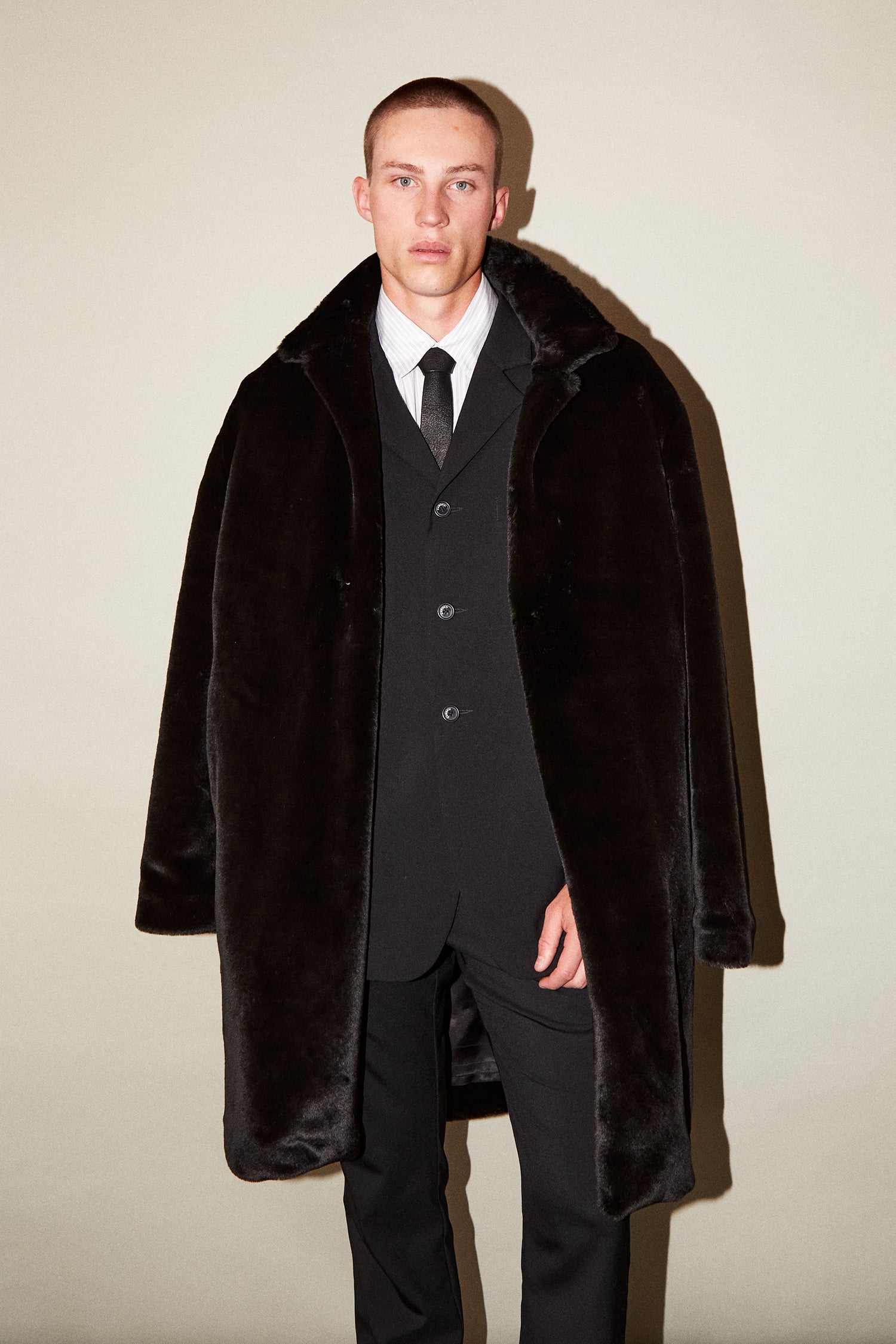 LUXE IN BLACKCAT, W25