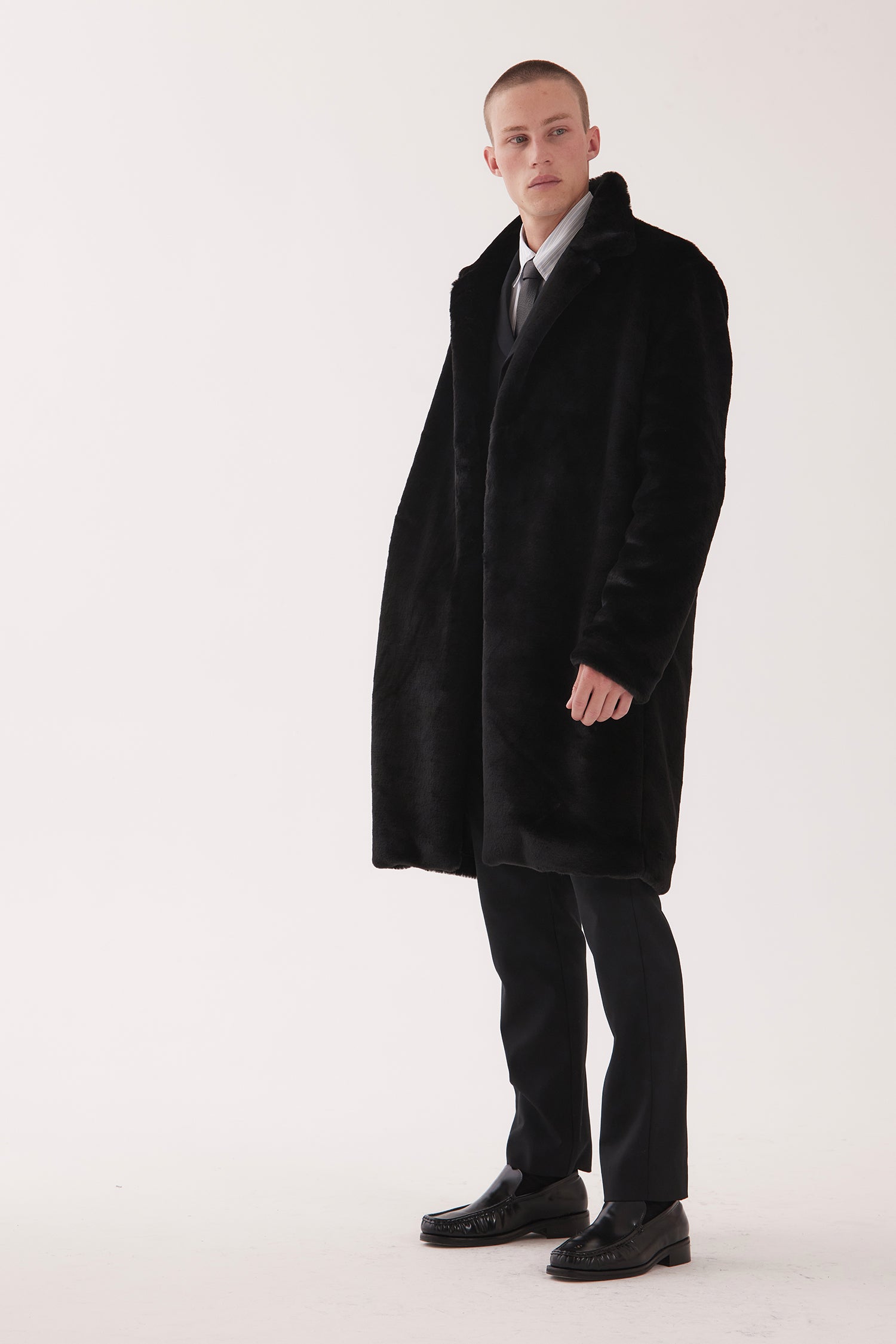 LUXE IN BLACKCAT, W25