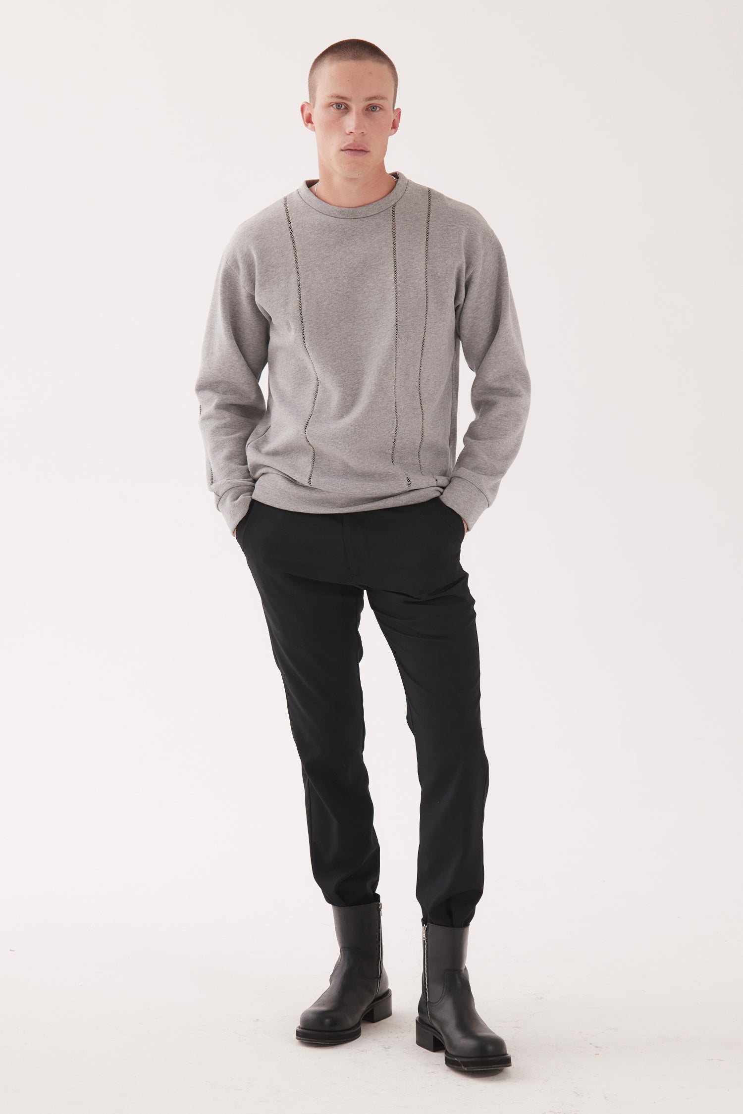 PANEL SWEAT IN CEMENT, W25