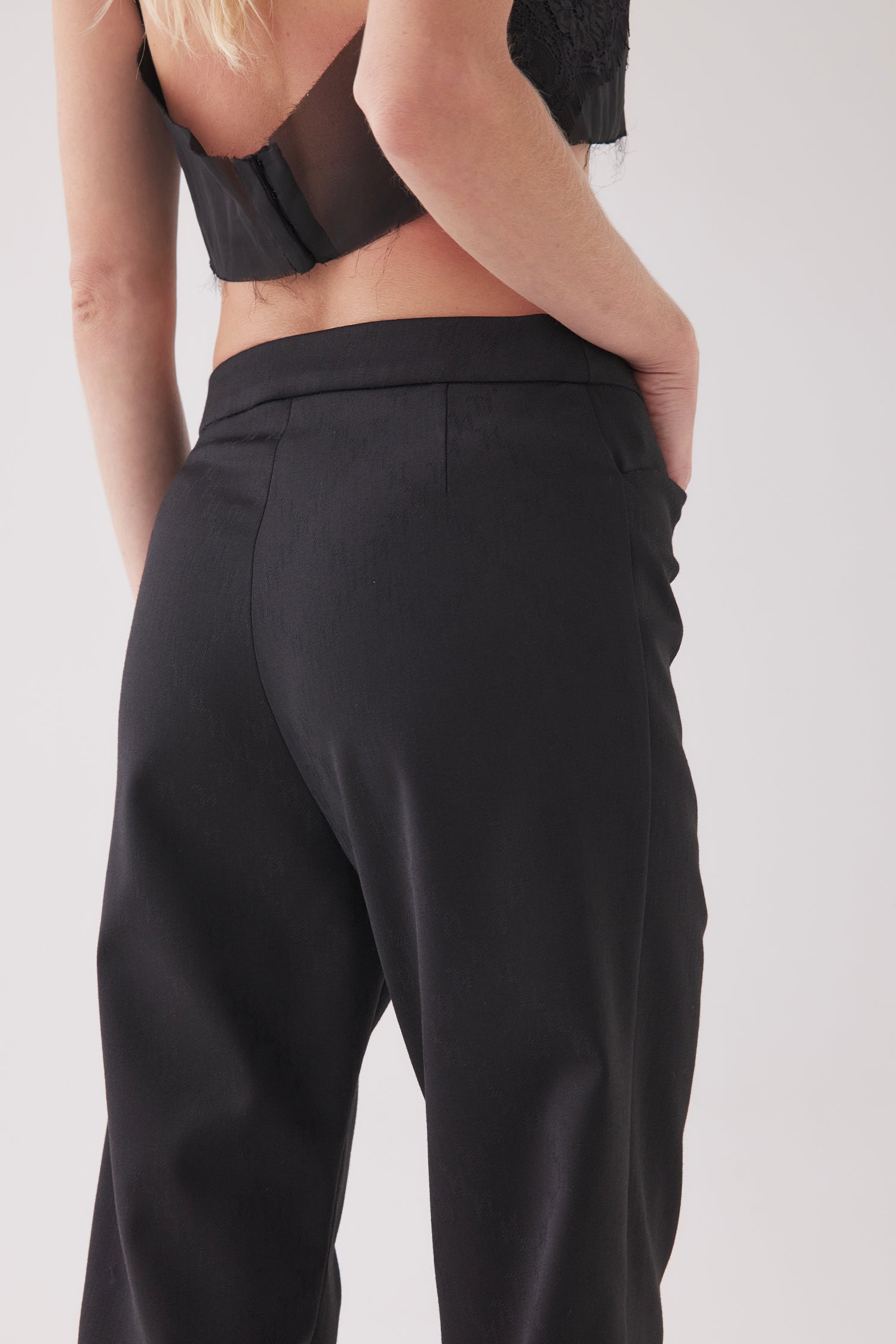 TUX TROUSER IN BLACKJACK, W25