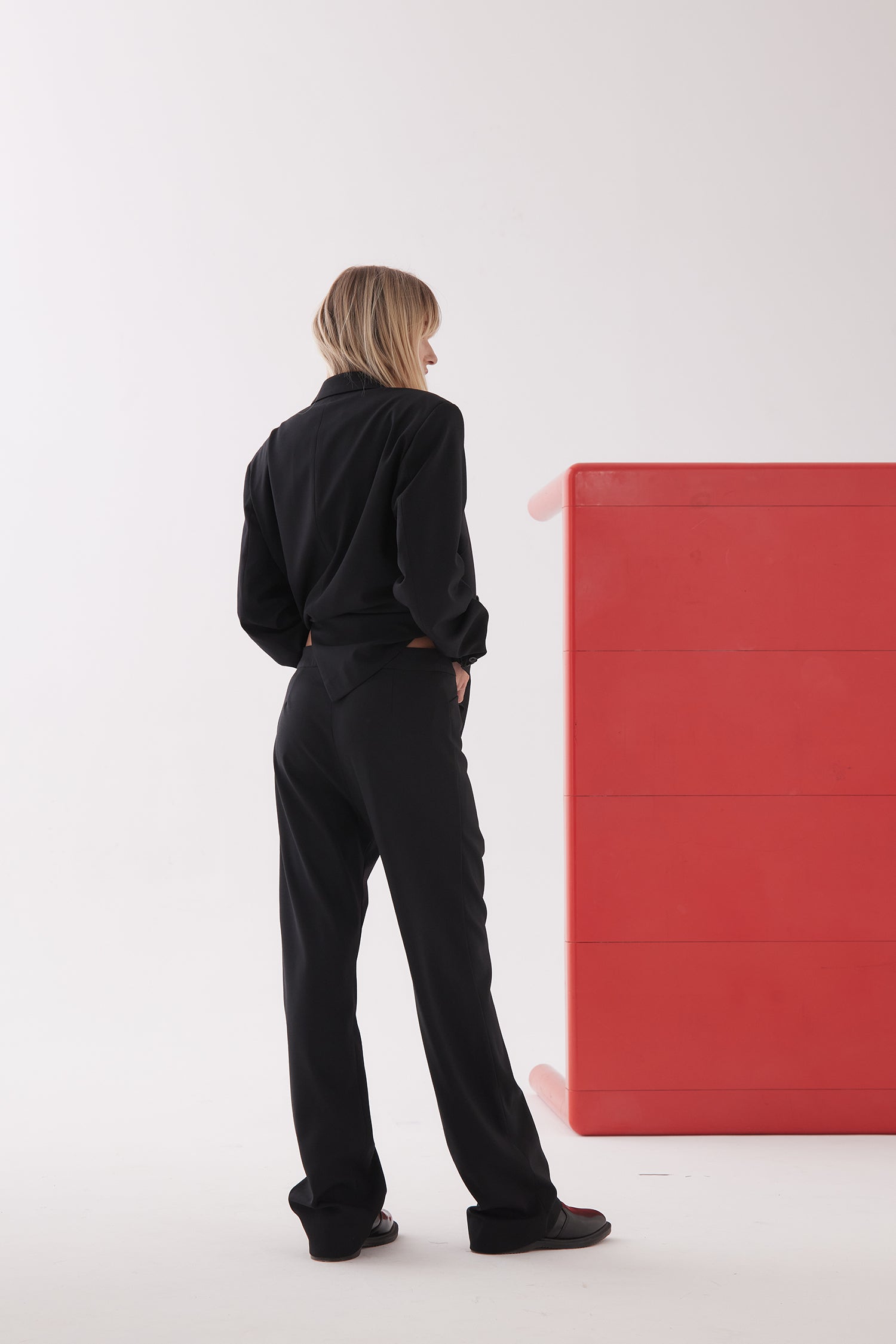 TUX TROUSER IN SUITBLACK, W25