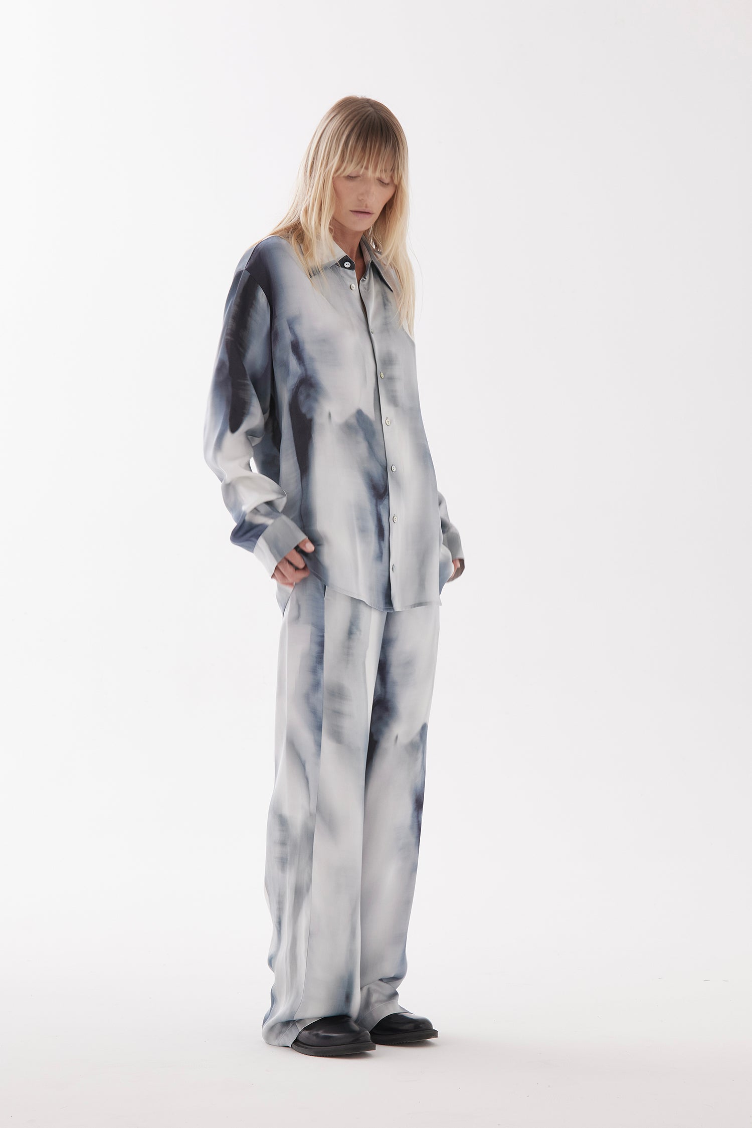 VINTAGE SHIRT IN ARCTIC (UNISEX), W25