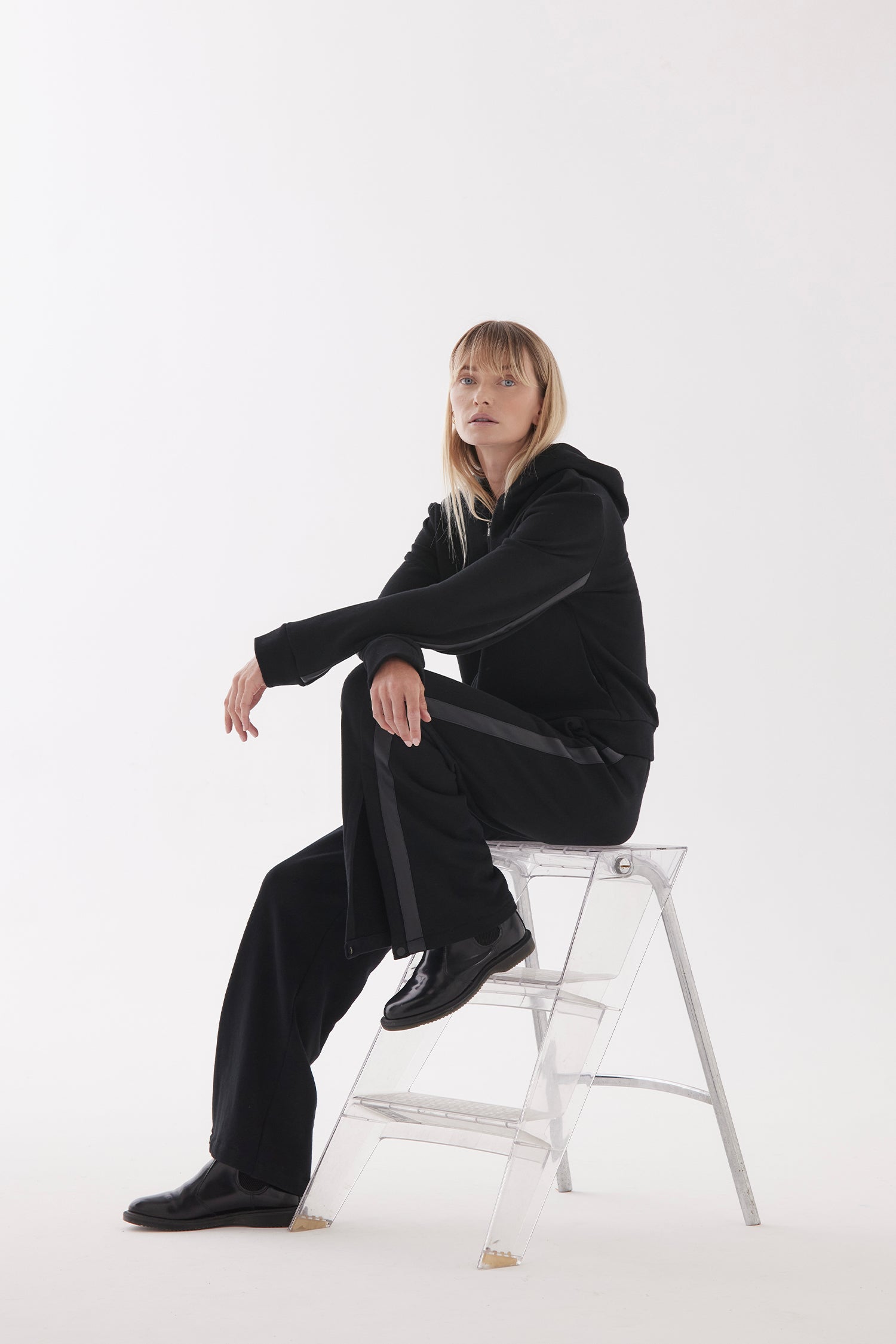 ZIP HOODIE IN TARSEAL, W25