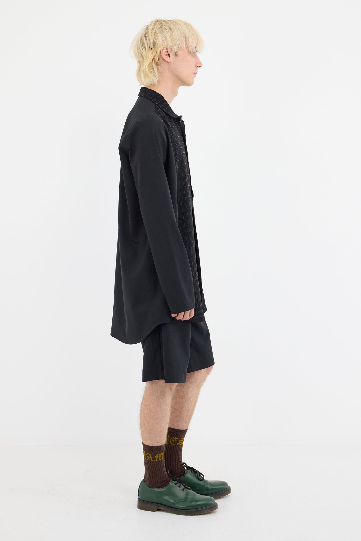 ASSOCIATE IN SUITBLACK, AW26