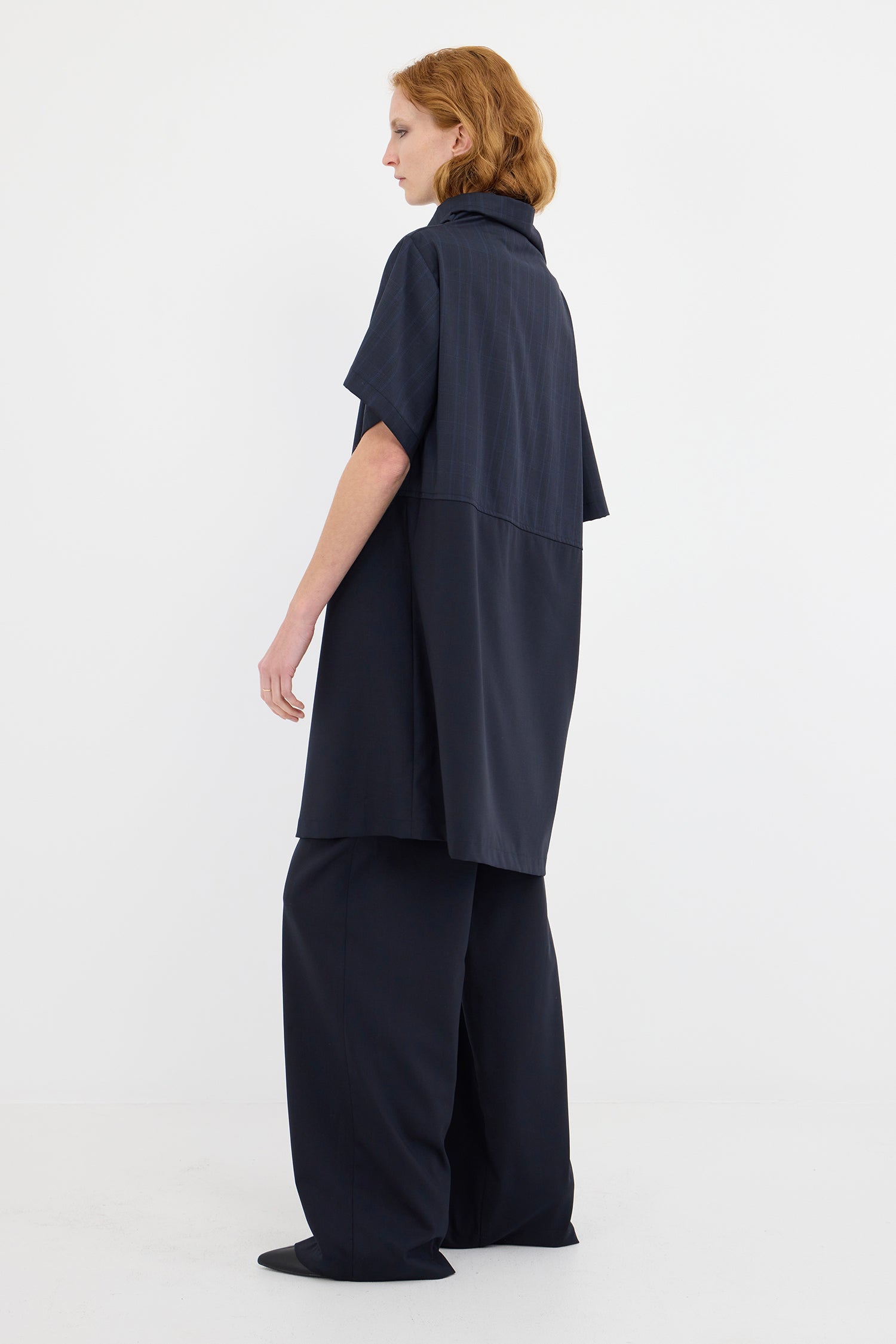 CHUTE IN DARK NAVY, AW26