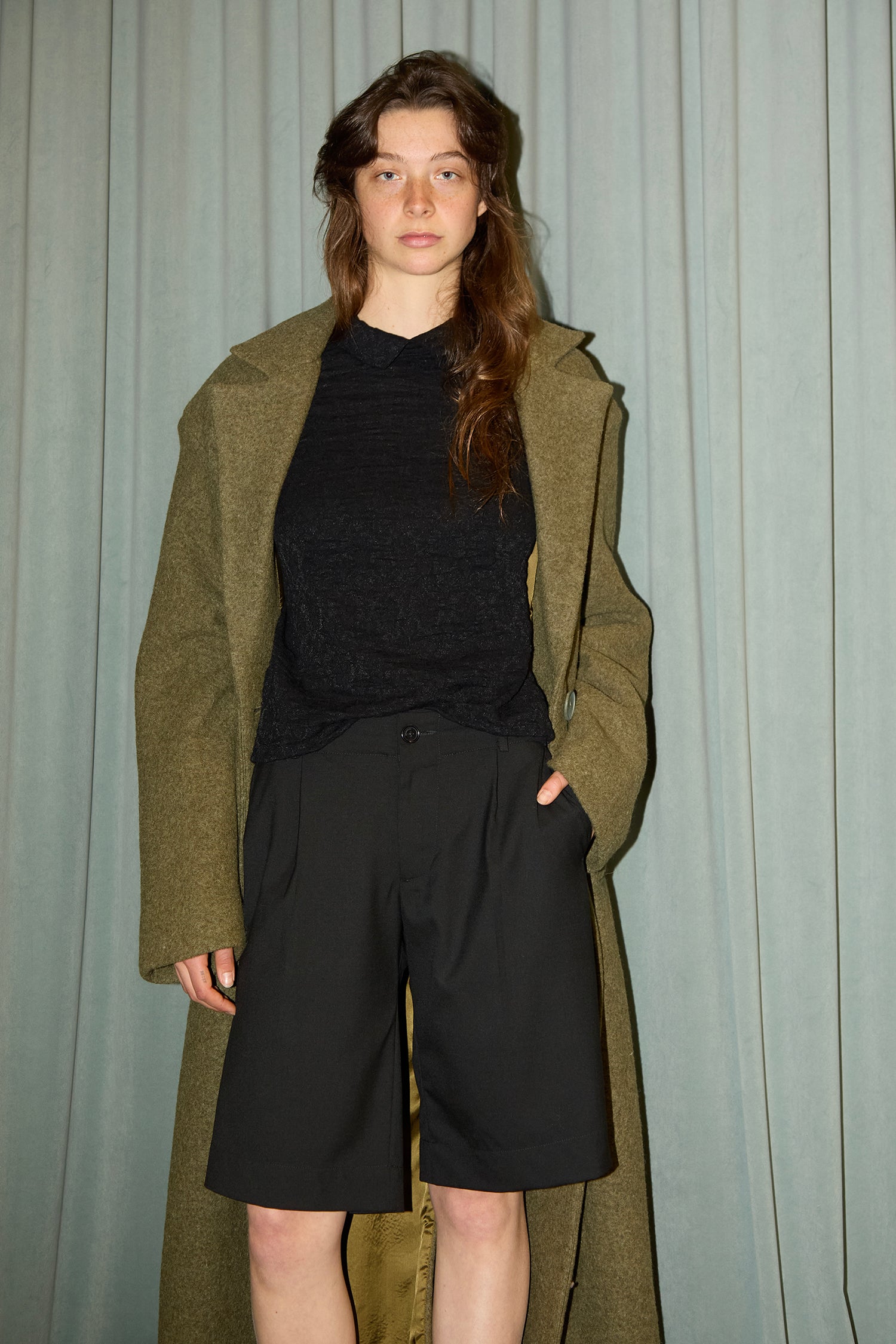 COLLEGE SHORT IN SUITBLACK, AW26
