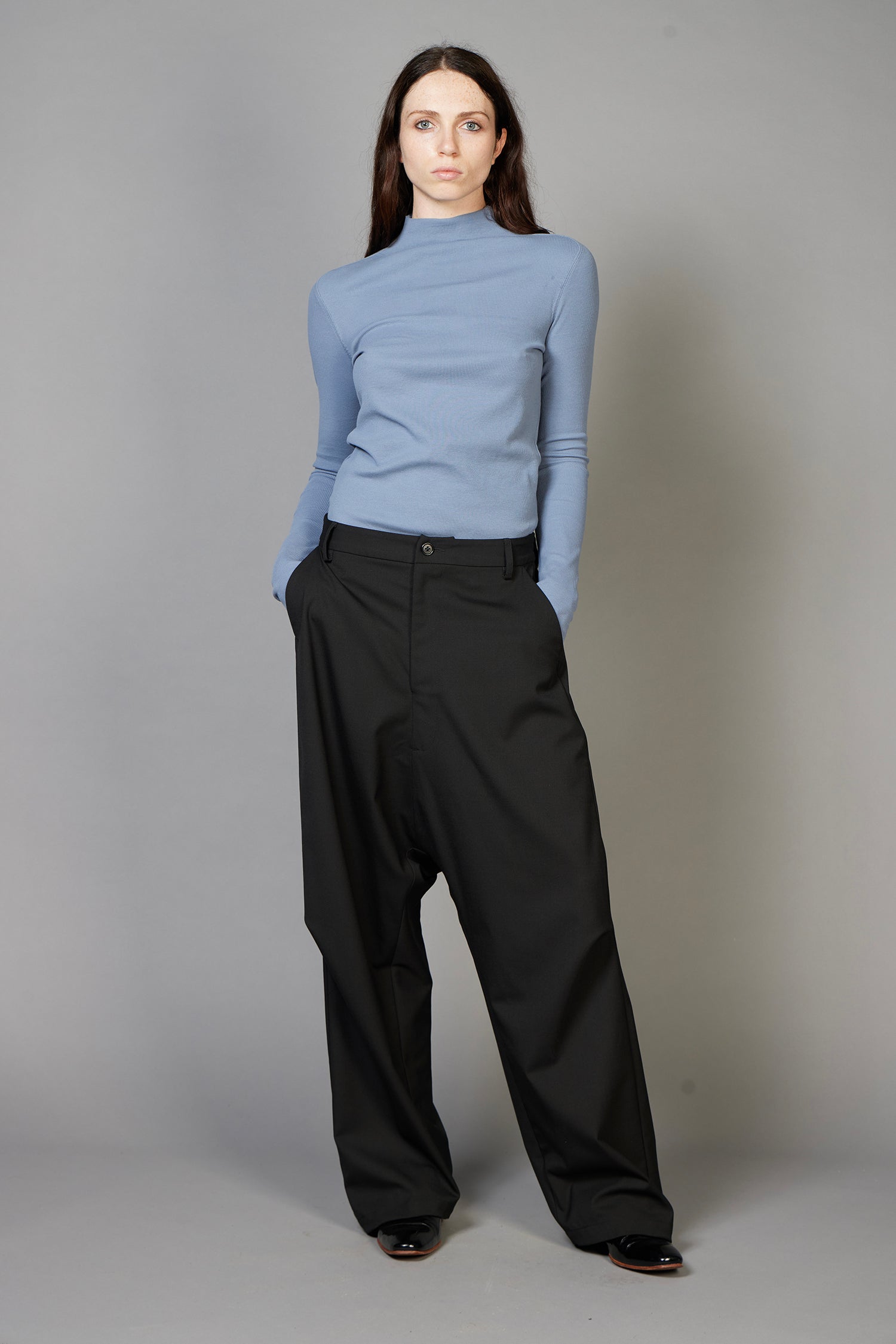 DROPOUT TROUSER IN SUITBLACK(UNISEX), AW26