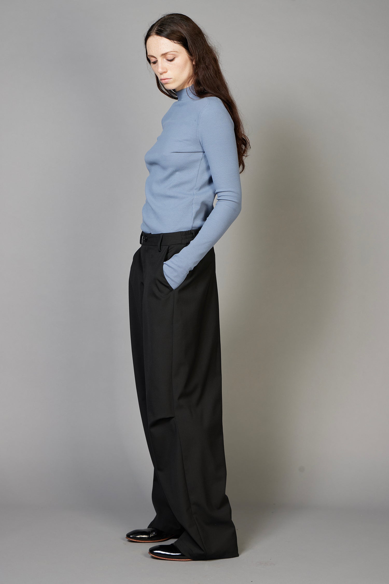 DROPOUT TROUSER IN SUITBLACK(UNISEX), AW26