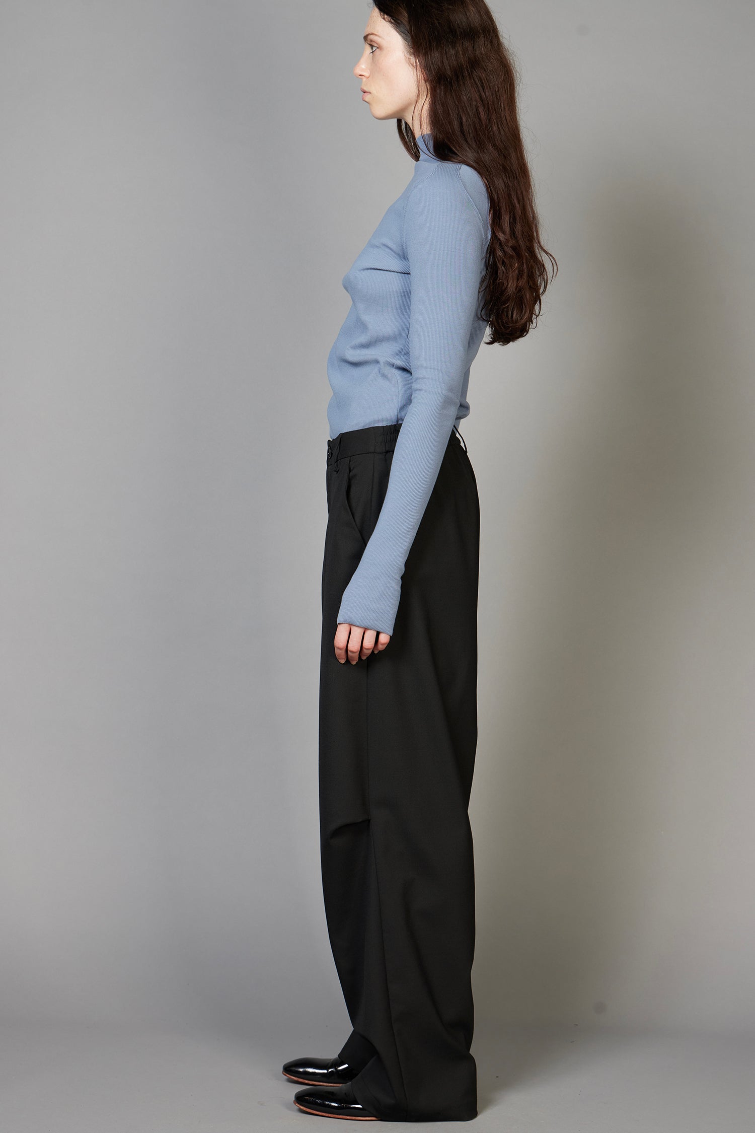 DROPOUT TROUSER IN SUITBLACK(UNISEX), AW26
