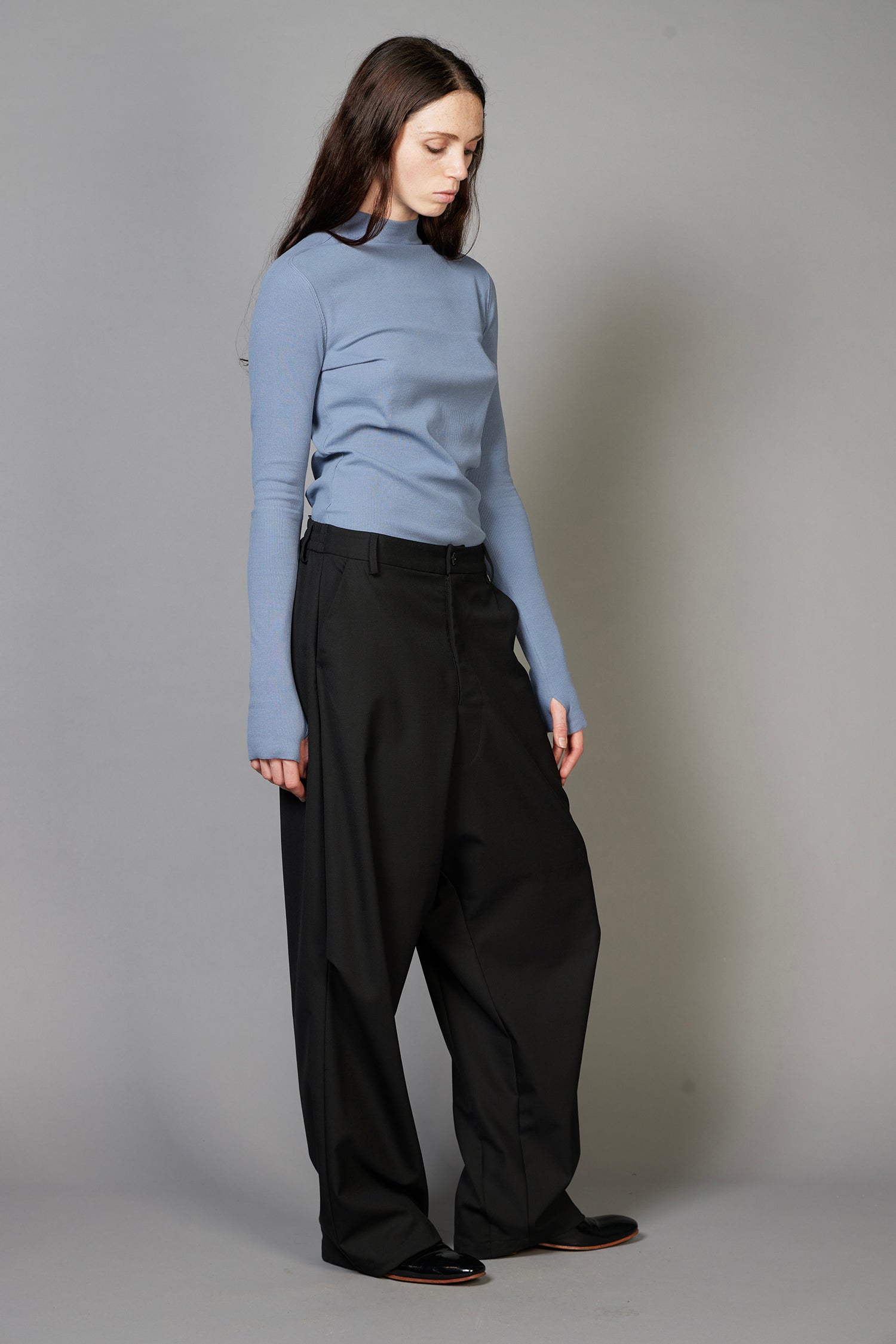 DROPOUT TROUSER IN SUITBLACK(UNISEX), AW26