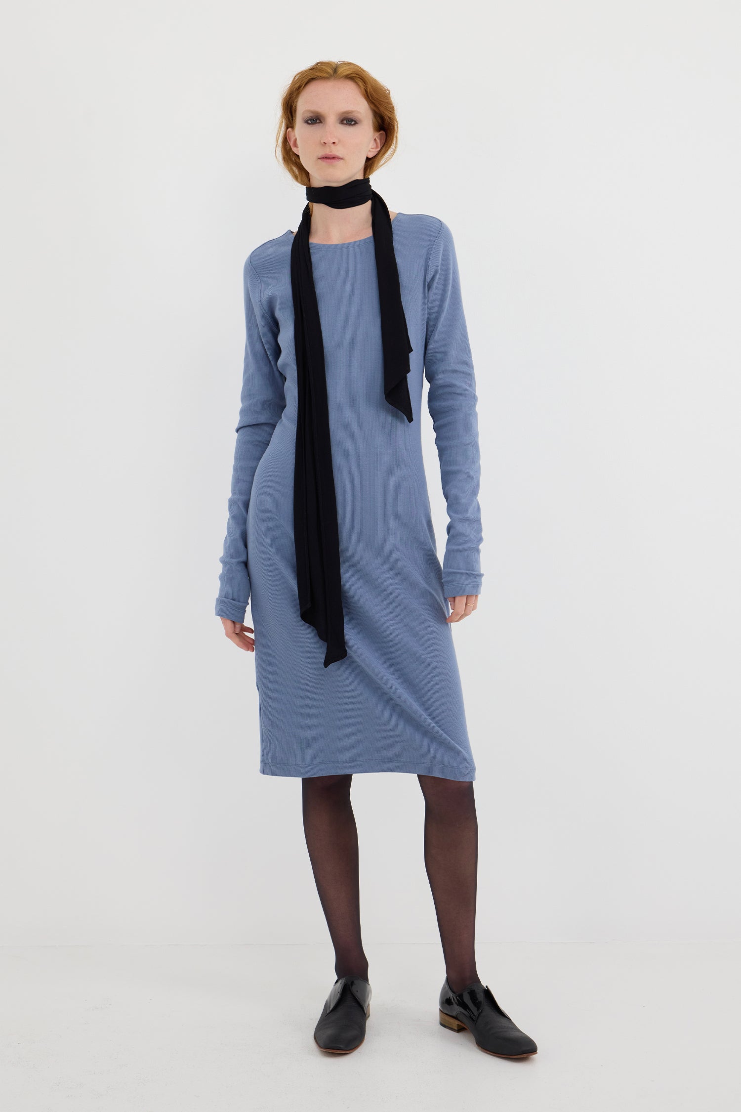 FIGURINE IN BLUE, AW26