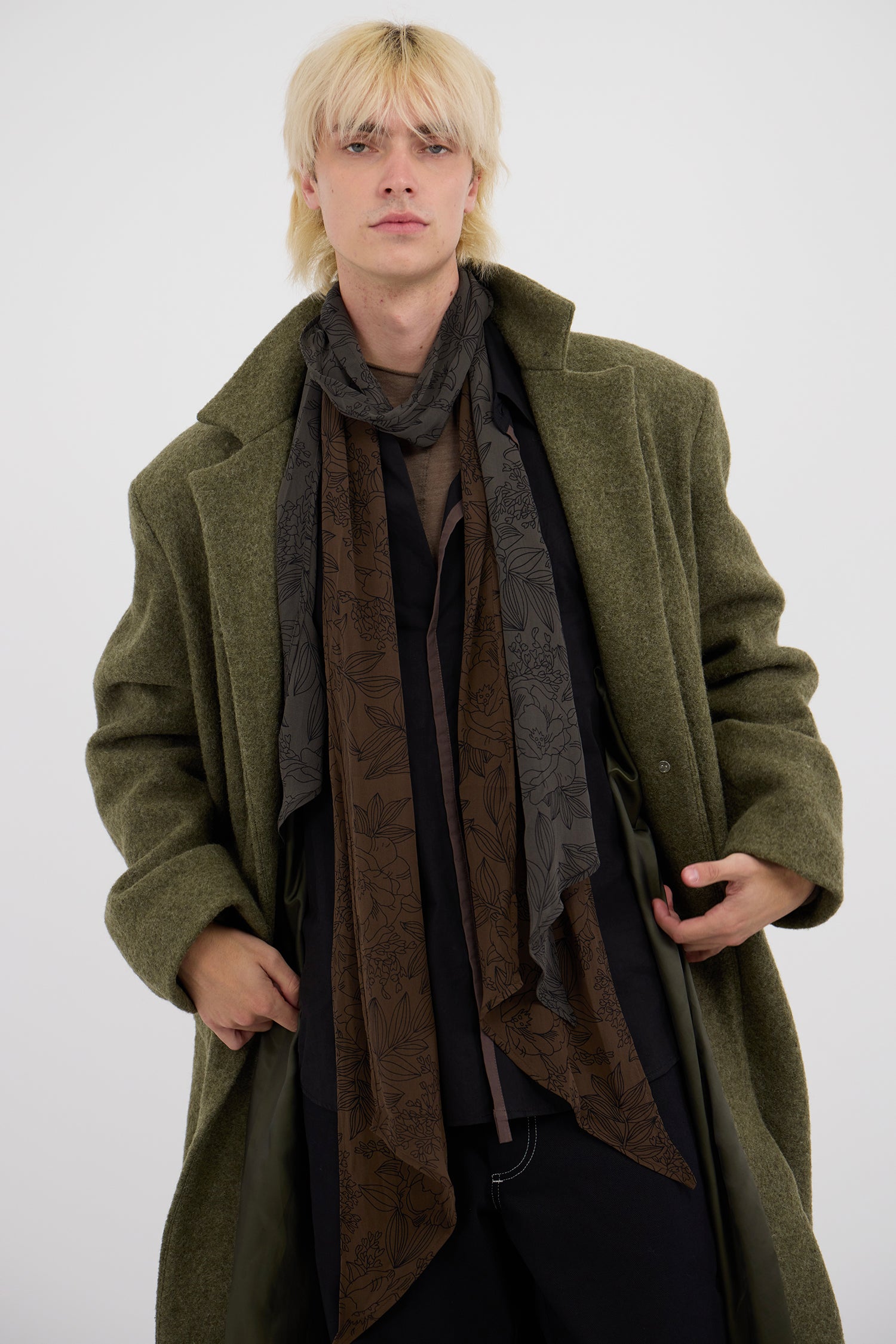 IMPOSTER IN CARBON, AW26