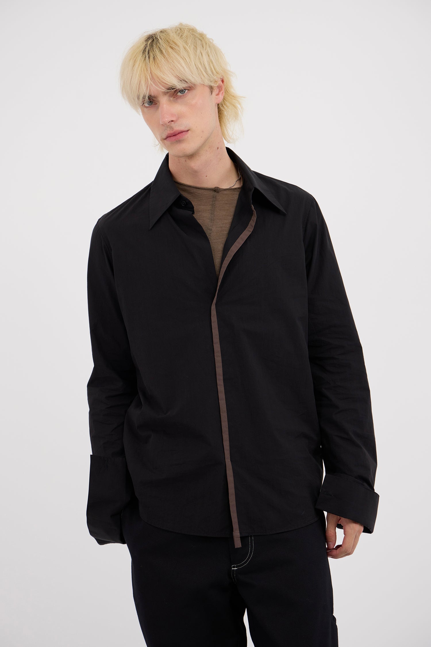 IMPOSTER IN CARBON, AW26