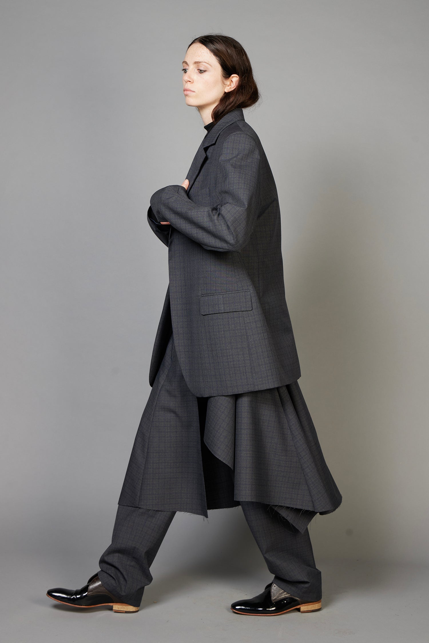 THE AUTEUR IN GRAYCHECK (UNISEX), AW26