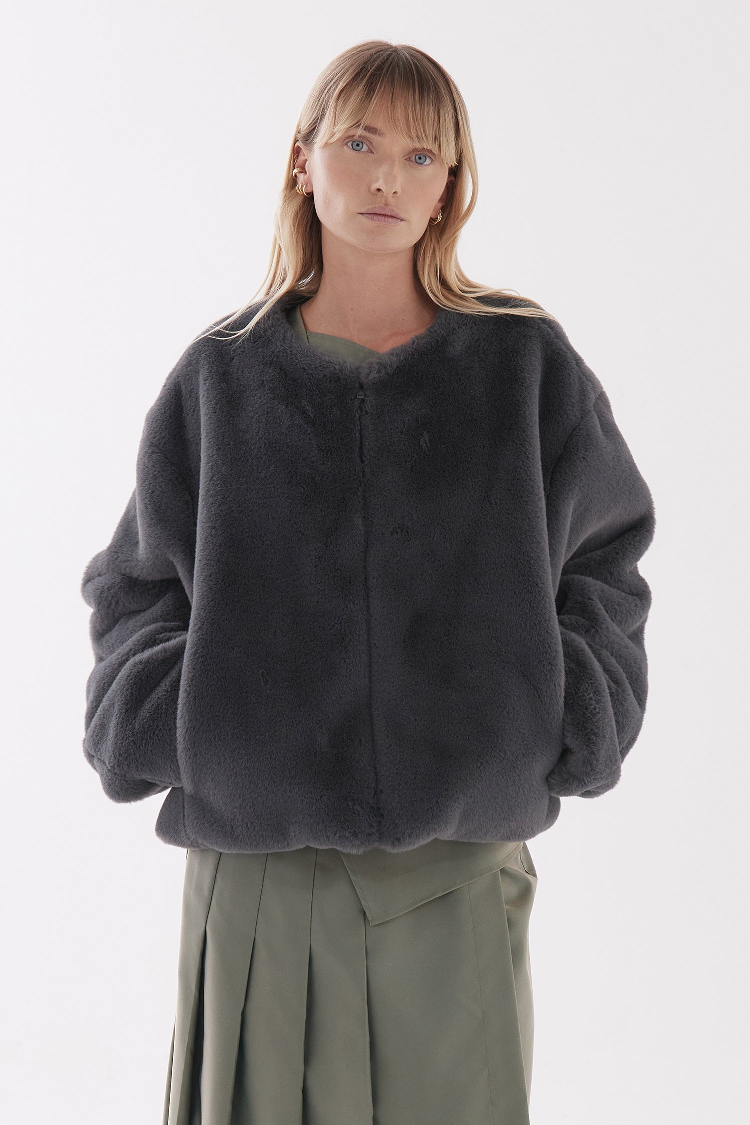 ZONE IN FAUX (UNISEX), W25