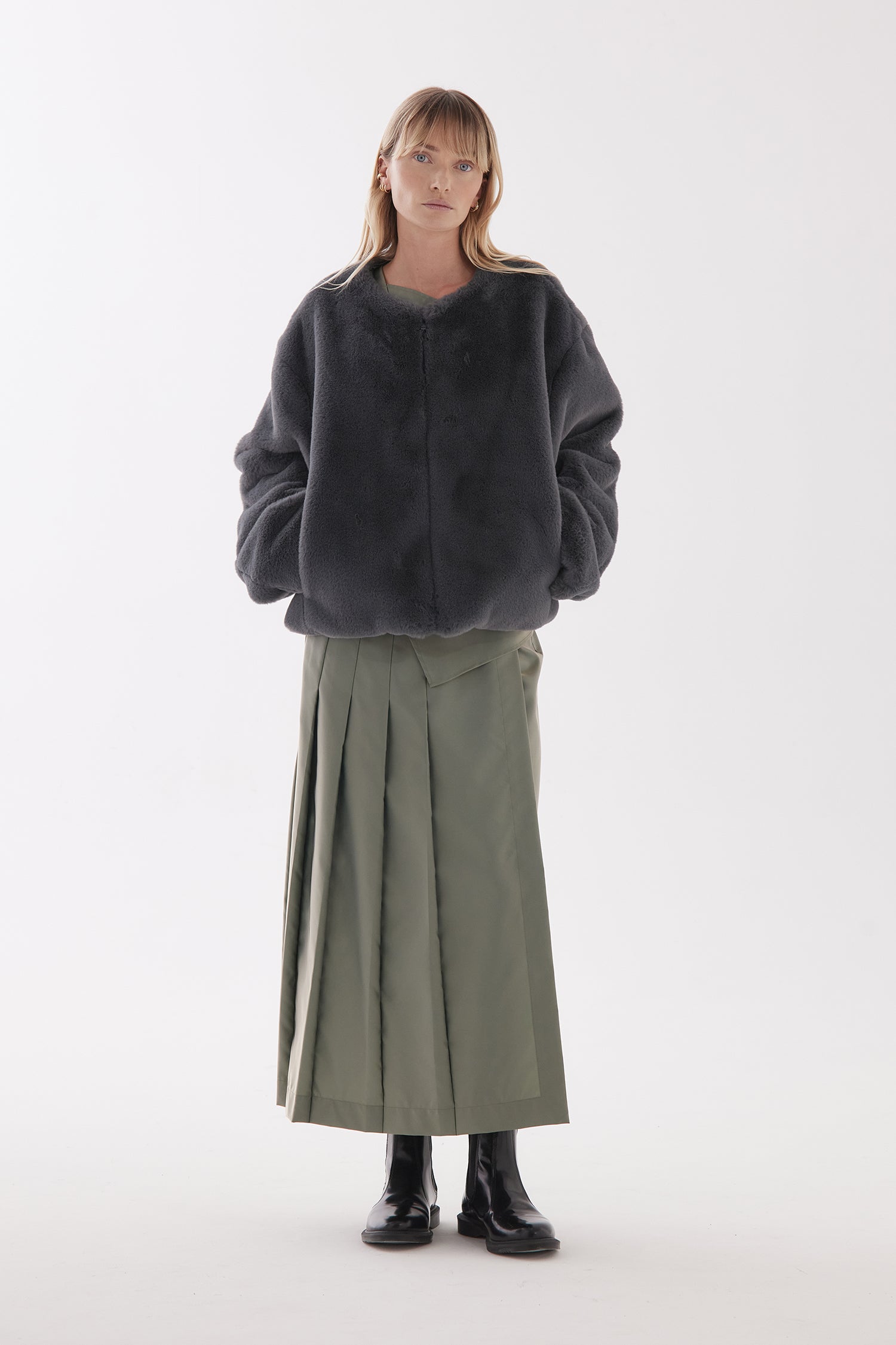 ZONE IN FAUX (UNISEX), W25