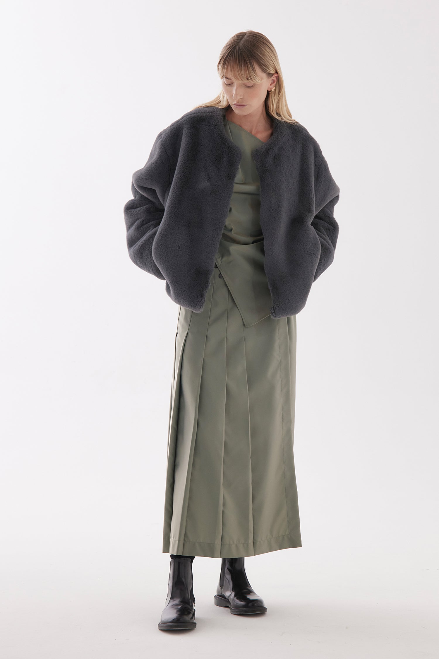 ZONE IN FAUX (UNISEX), W25