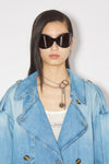 FRAME SUNGLASSES IN BLACK